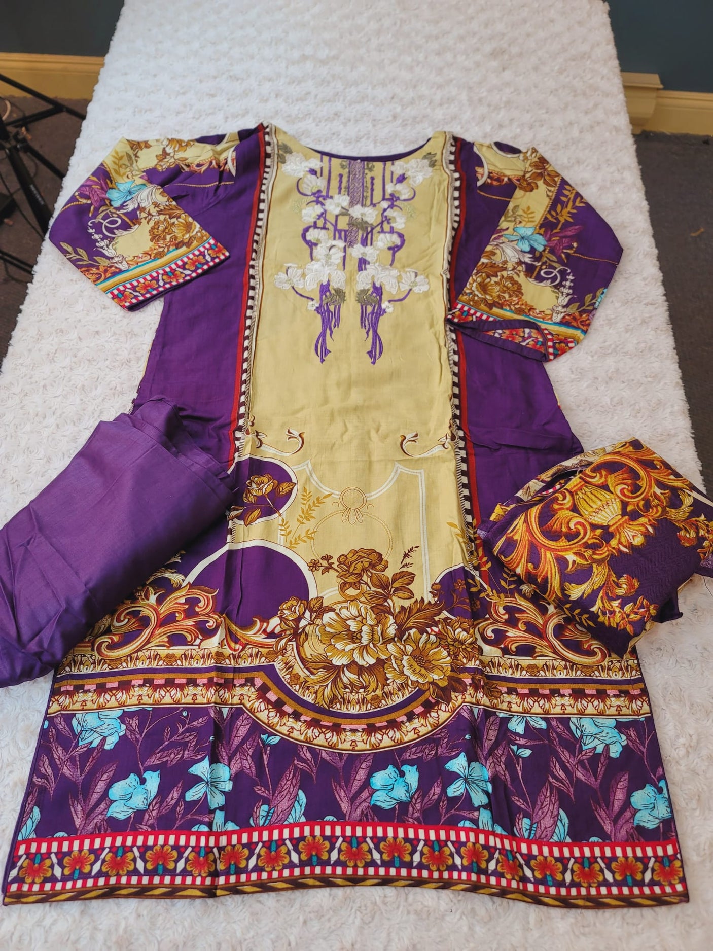 Pakistani linen Embroidered Salwar kameez Ready To Ship