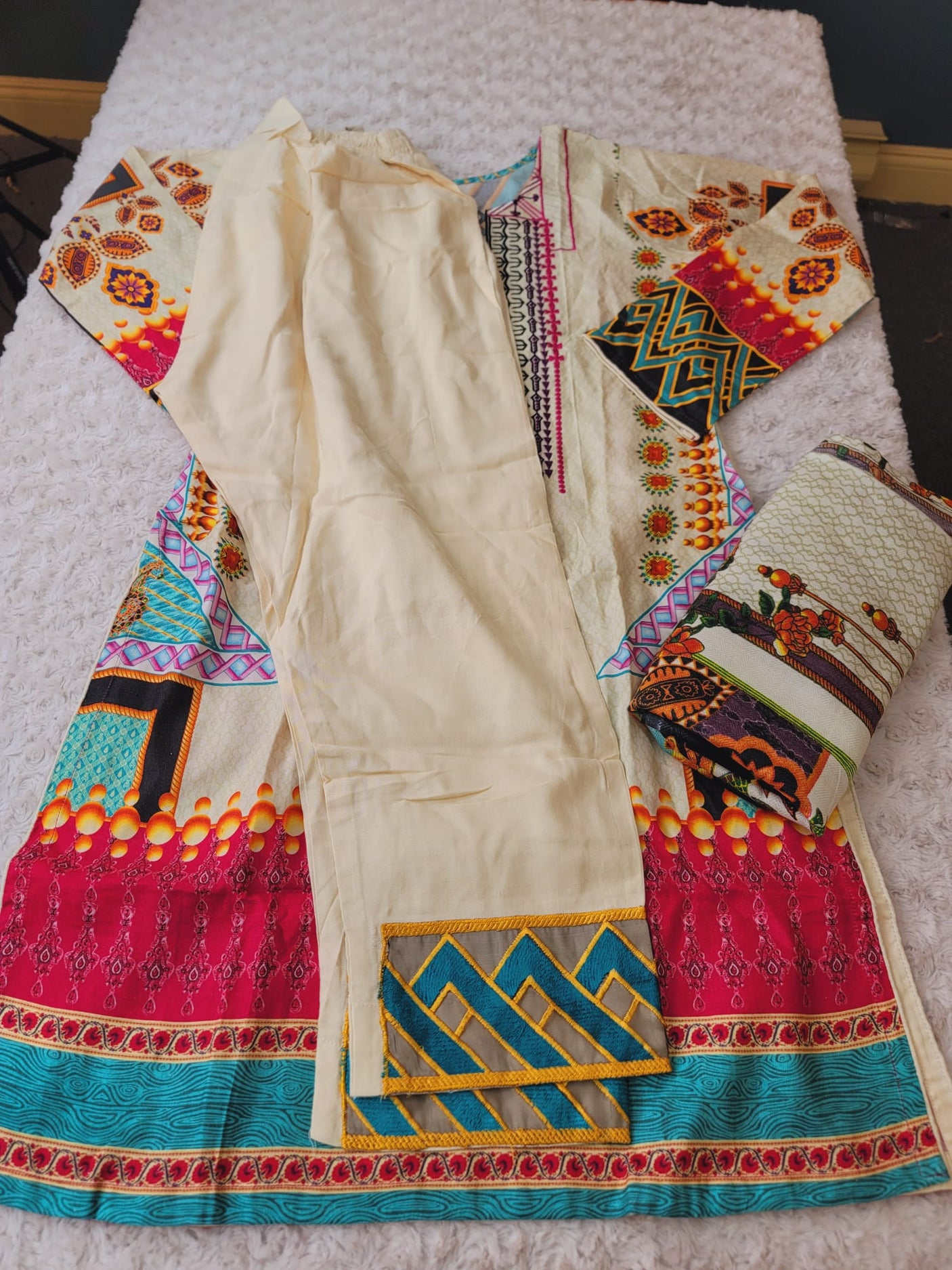 Pakistani linen Embroidered Salwar kameez Ready To Ship