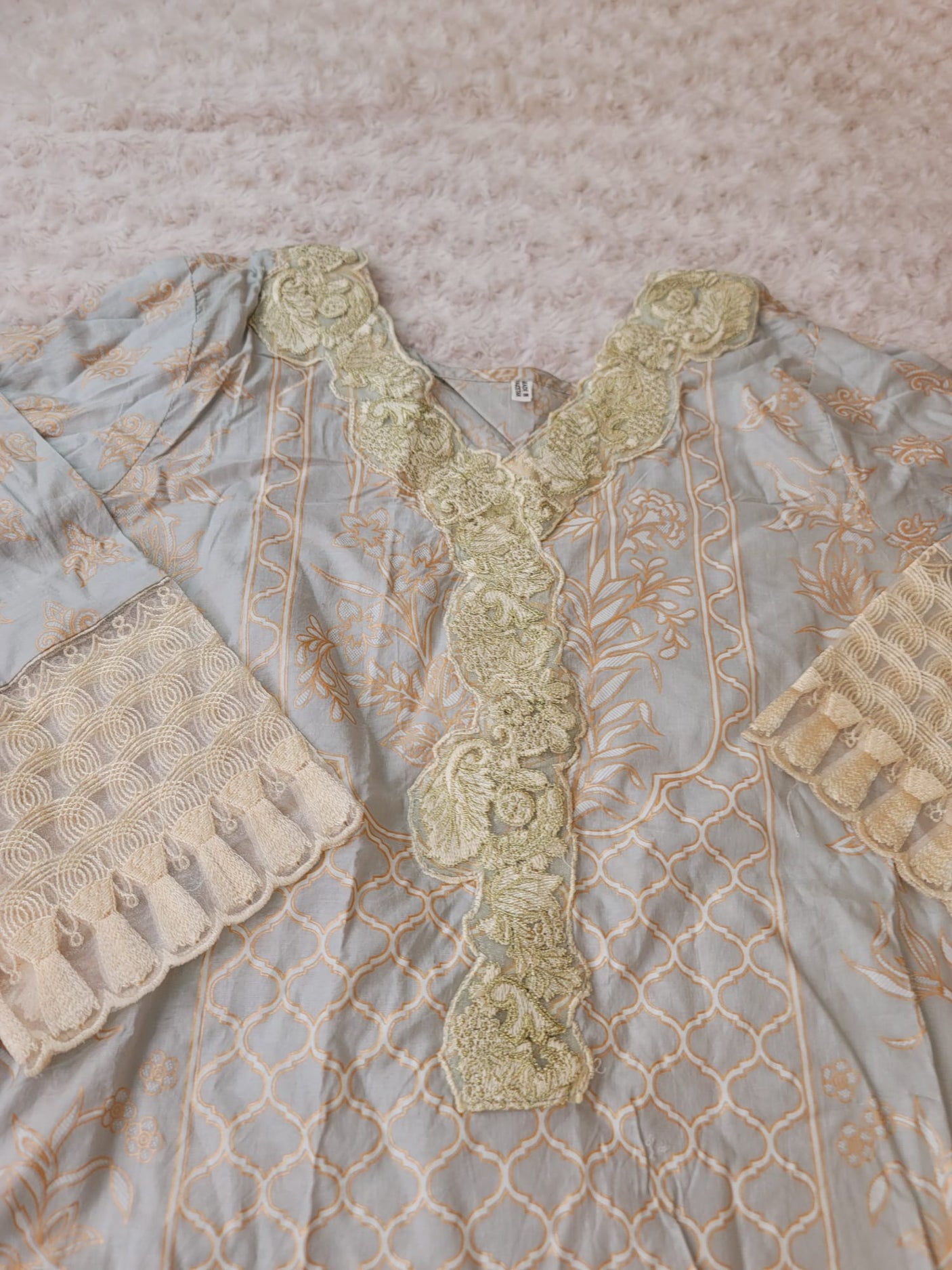 Pakistani Stitched lawn Embroidered Salwar kameez ready to ship