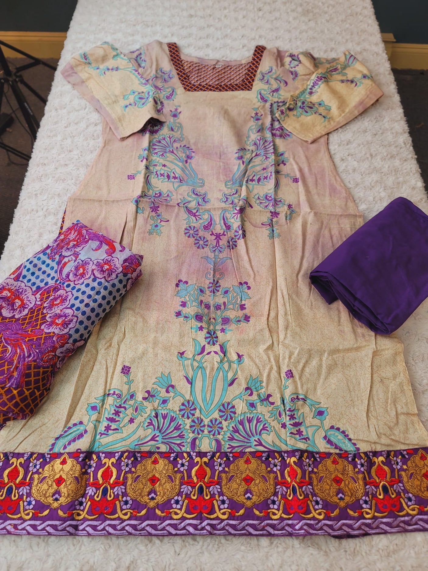 Pakistani Stitched lawn Embroidered Salwar kameez ready to ship