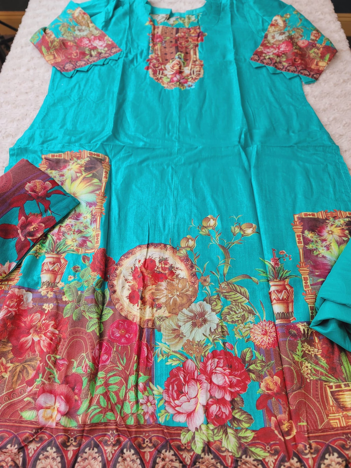 Pakistani Stitched Printed Lawn Salwar kameez ready to ship