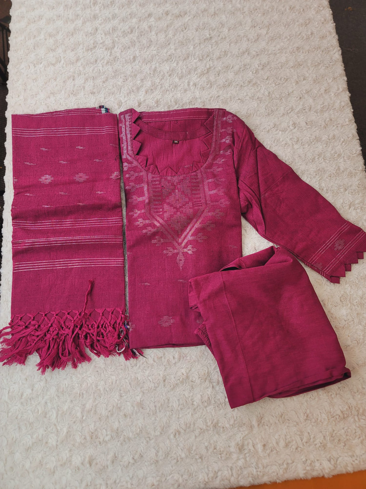 Bangladeshi Jamdani salwar kamiz