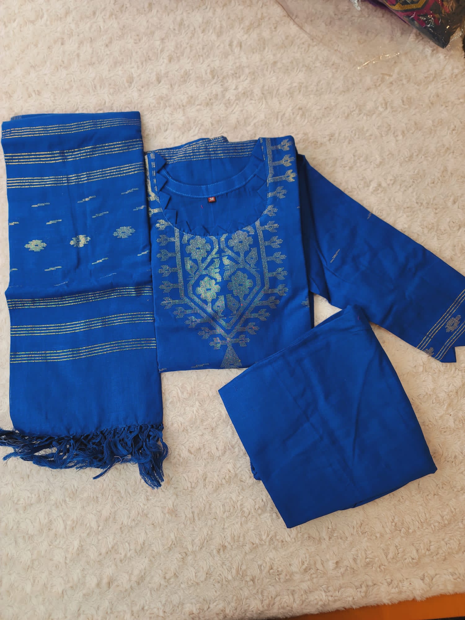 Bangladeshi Jamdani salwar kamiz