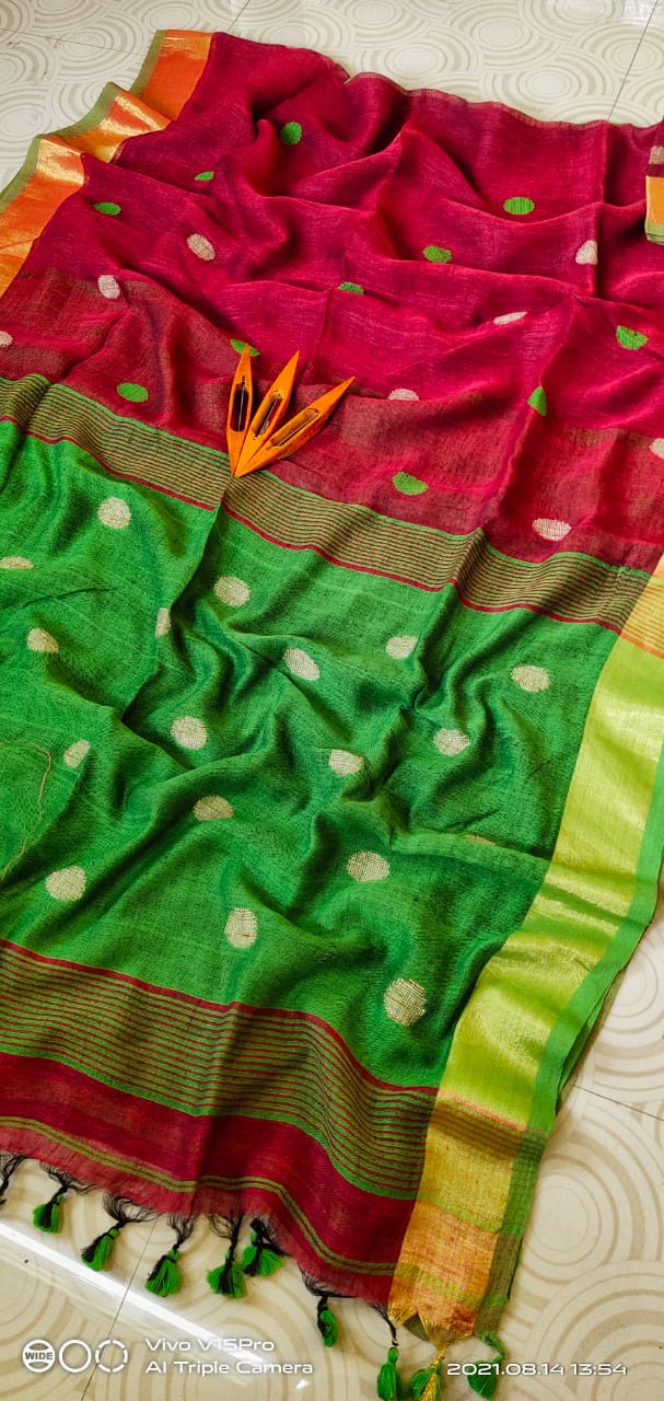 ▪️Handloom linen Saree ▪️Linen by linen Ball Butta Work ▪️Best quality assured ▪️With blouse piece attached