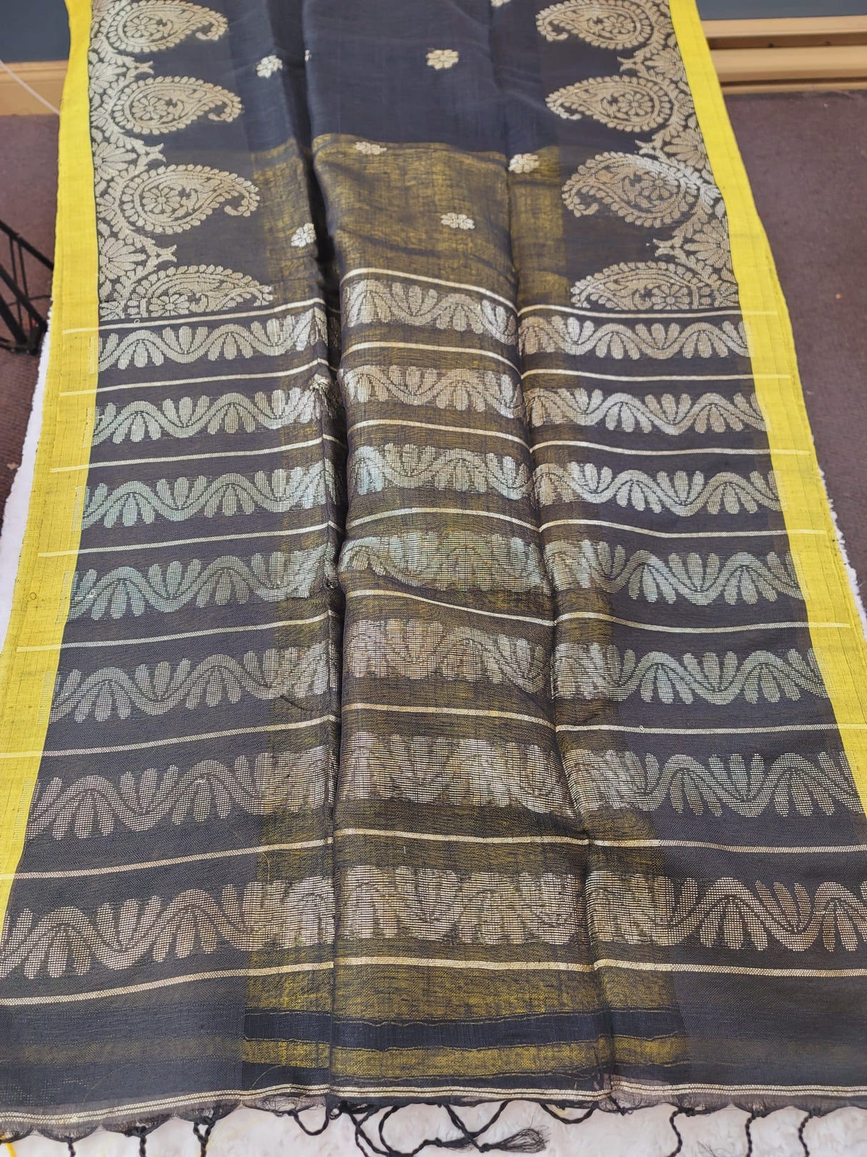 Khadi lilen saree with running blouse pc