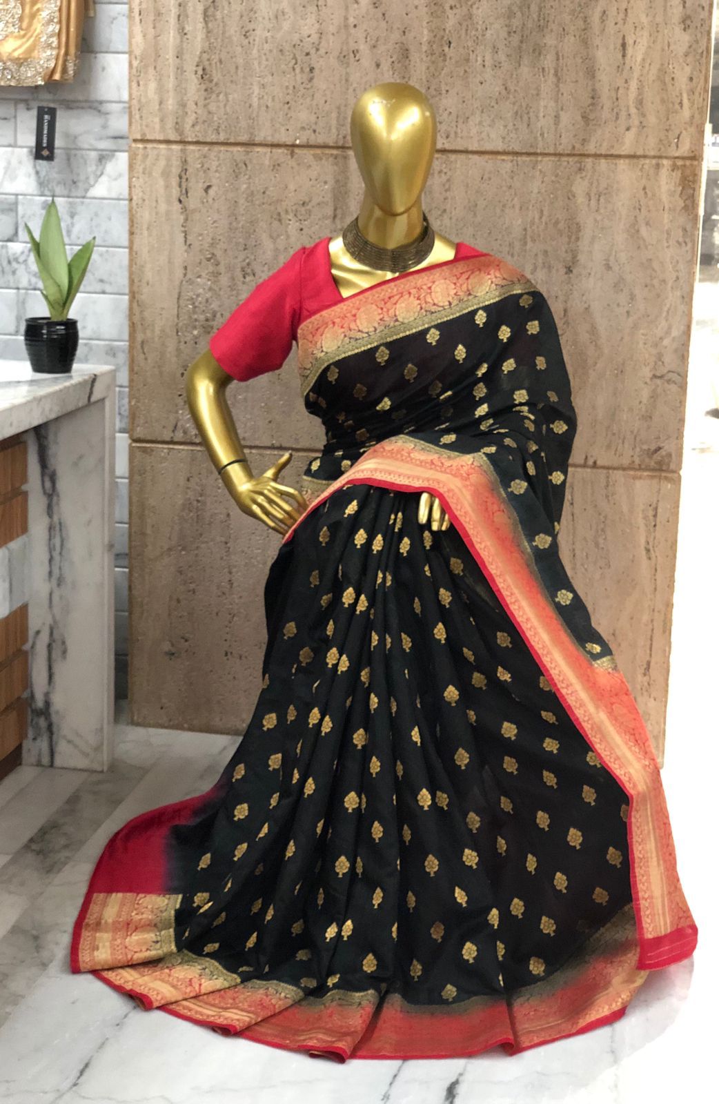 Super Soft Kora Benarsi Silk Sarees With all Body Copper Zari Butties And Copper Zari Border with Brocade Blouse