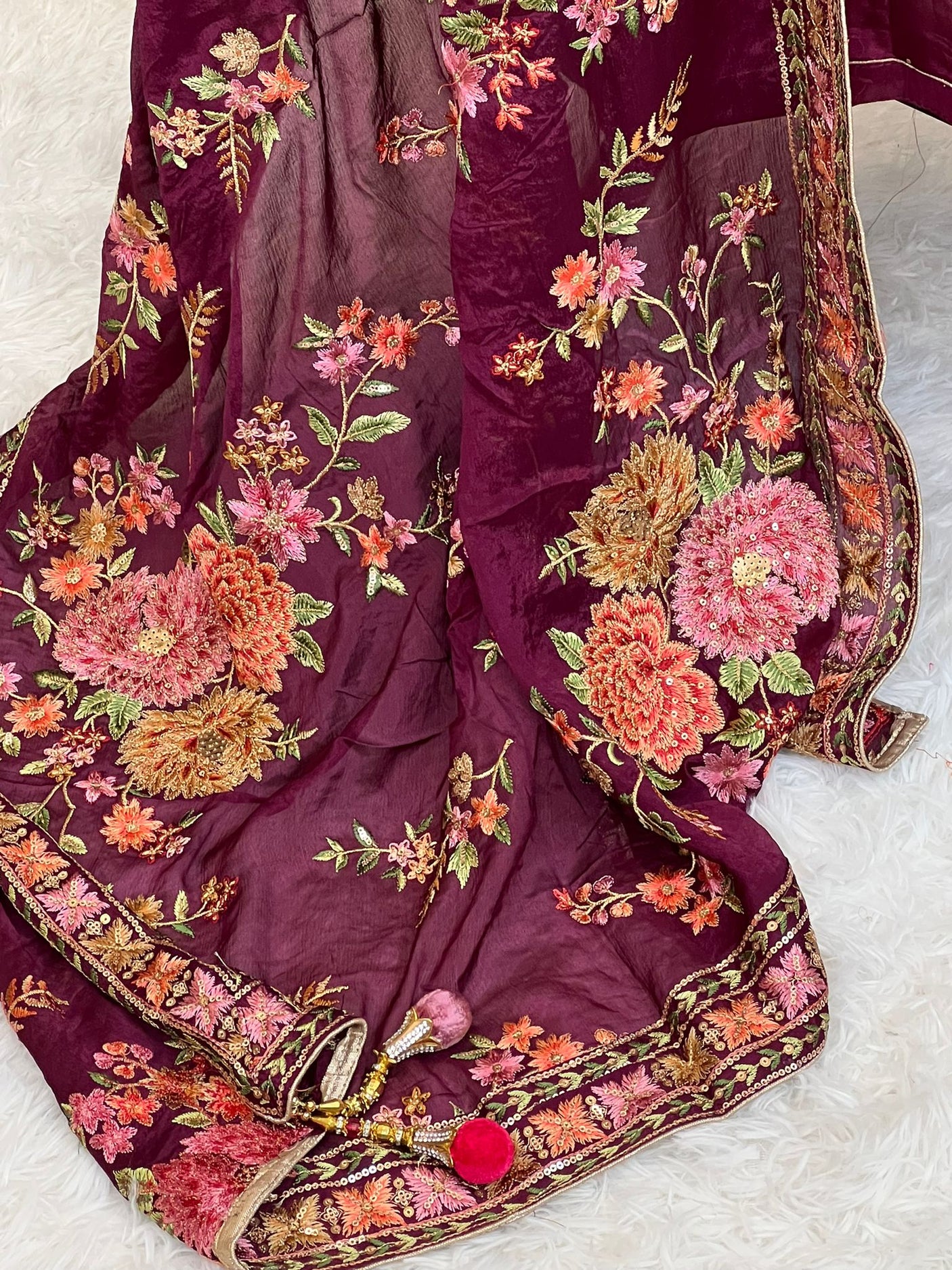 Pure zardousi Delhi Boutique