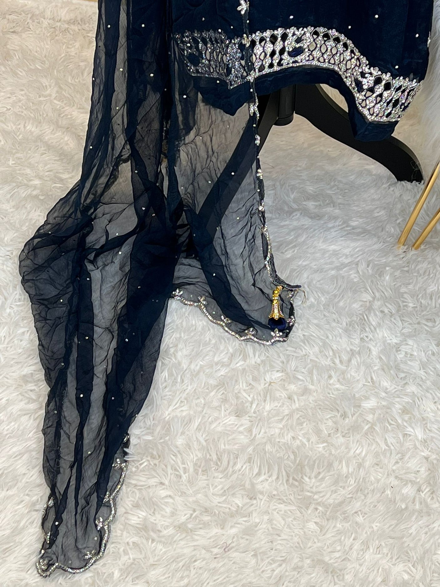 Pure zardousi Delhi Boutique