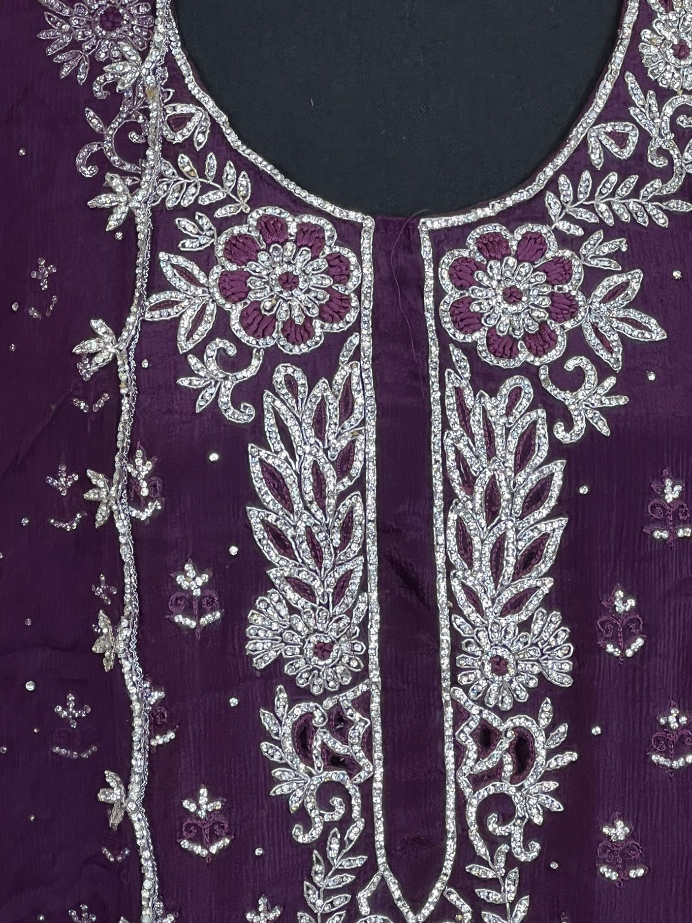 Pure zardousi Delhi Boutique