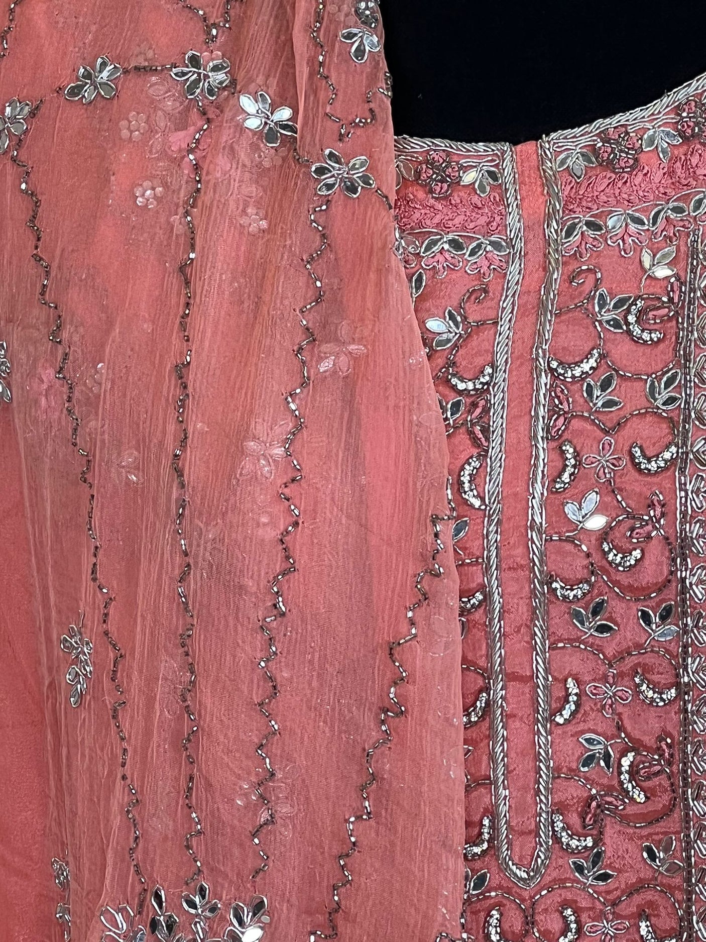 Pure zardousi Delhi Boutique