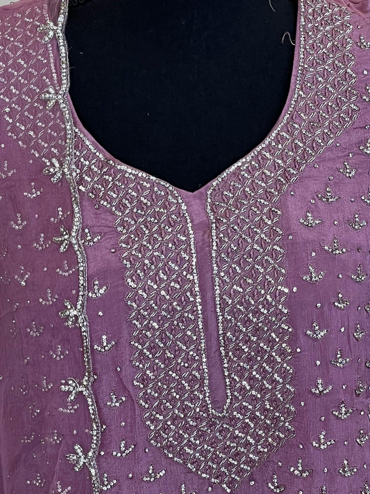 Pure zardousi Delhi Boutique