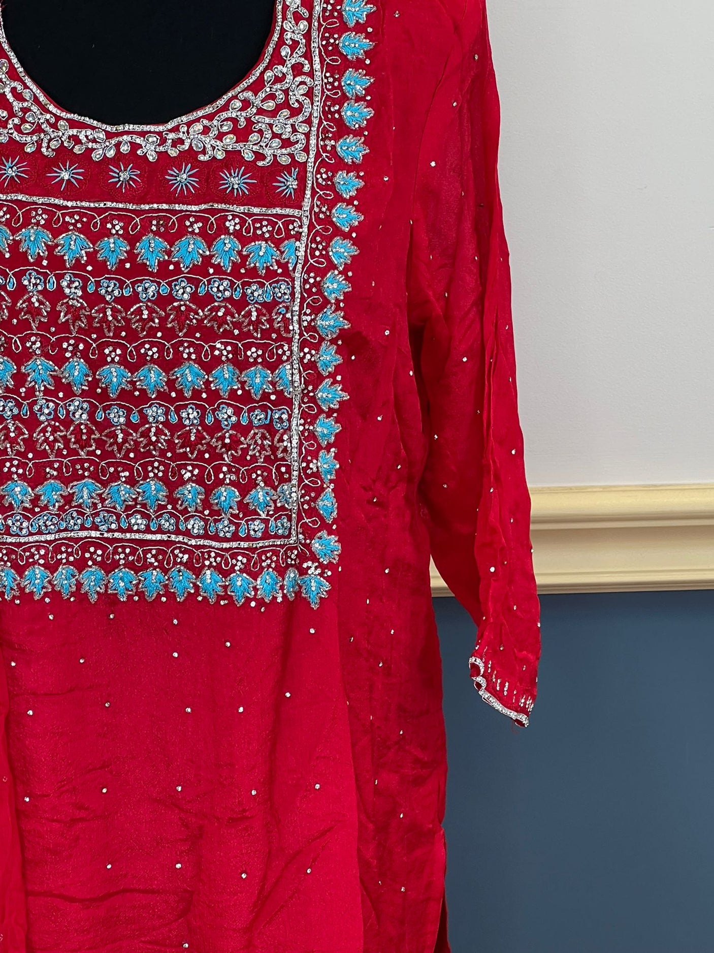 Pure zardousi Delhi Boutique