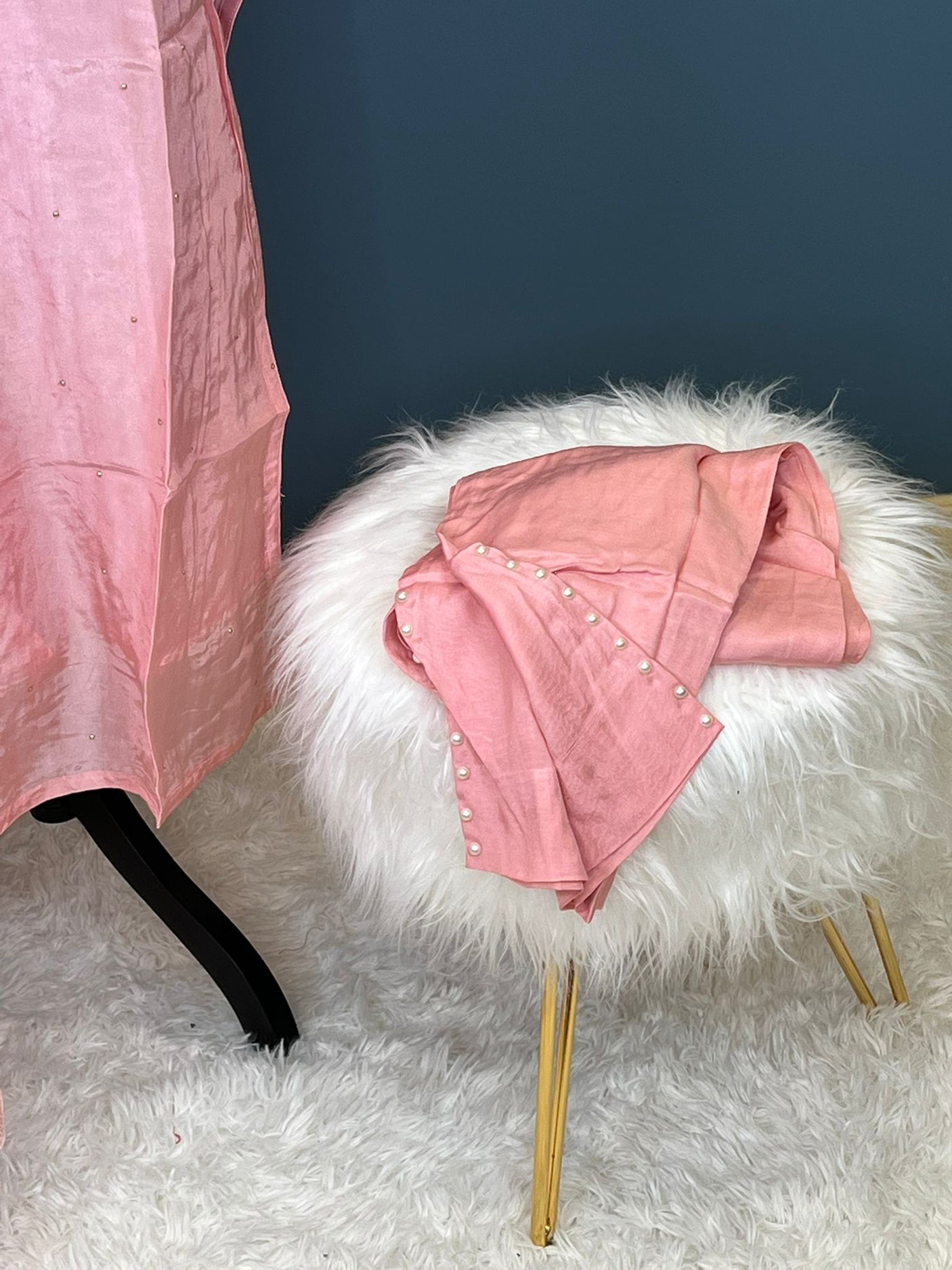 Pure zardousi Delhi Boutique