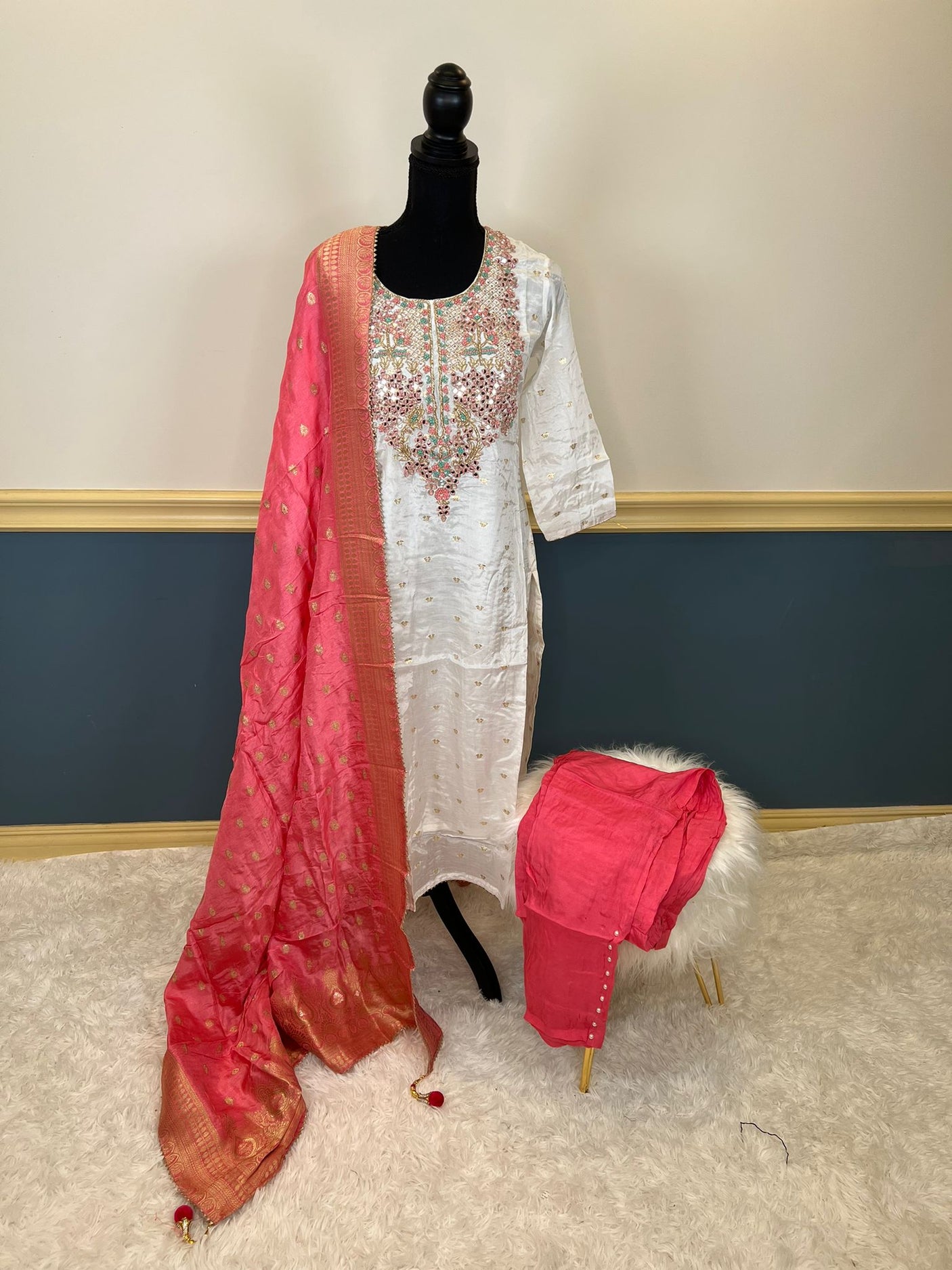 Pure zardousi Delhi Boutique
