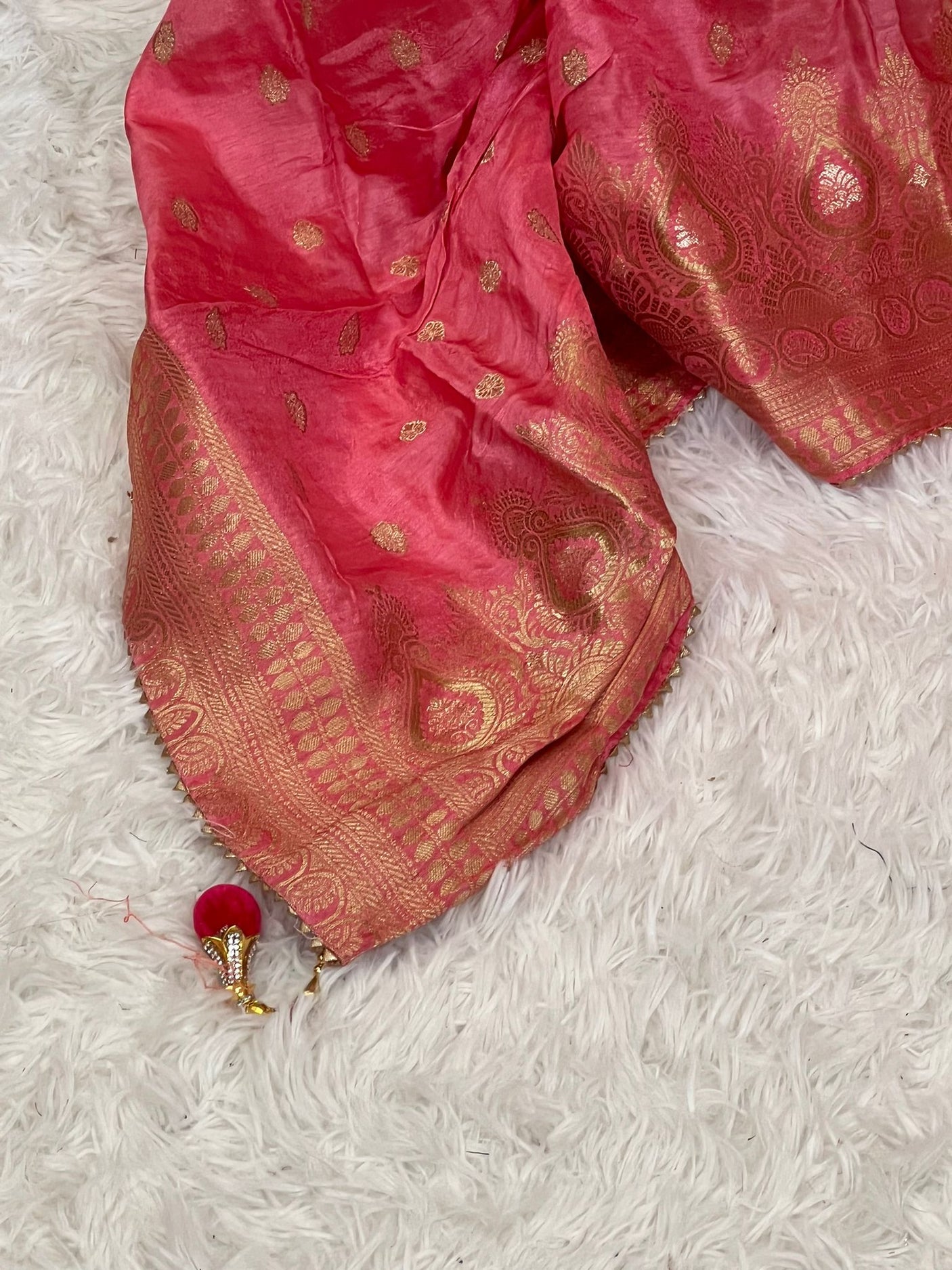 Pure zardousi Delhi Boutique