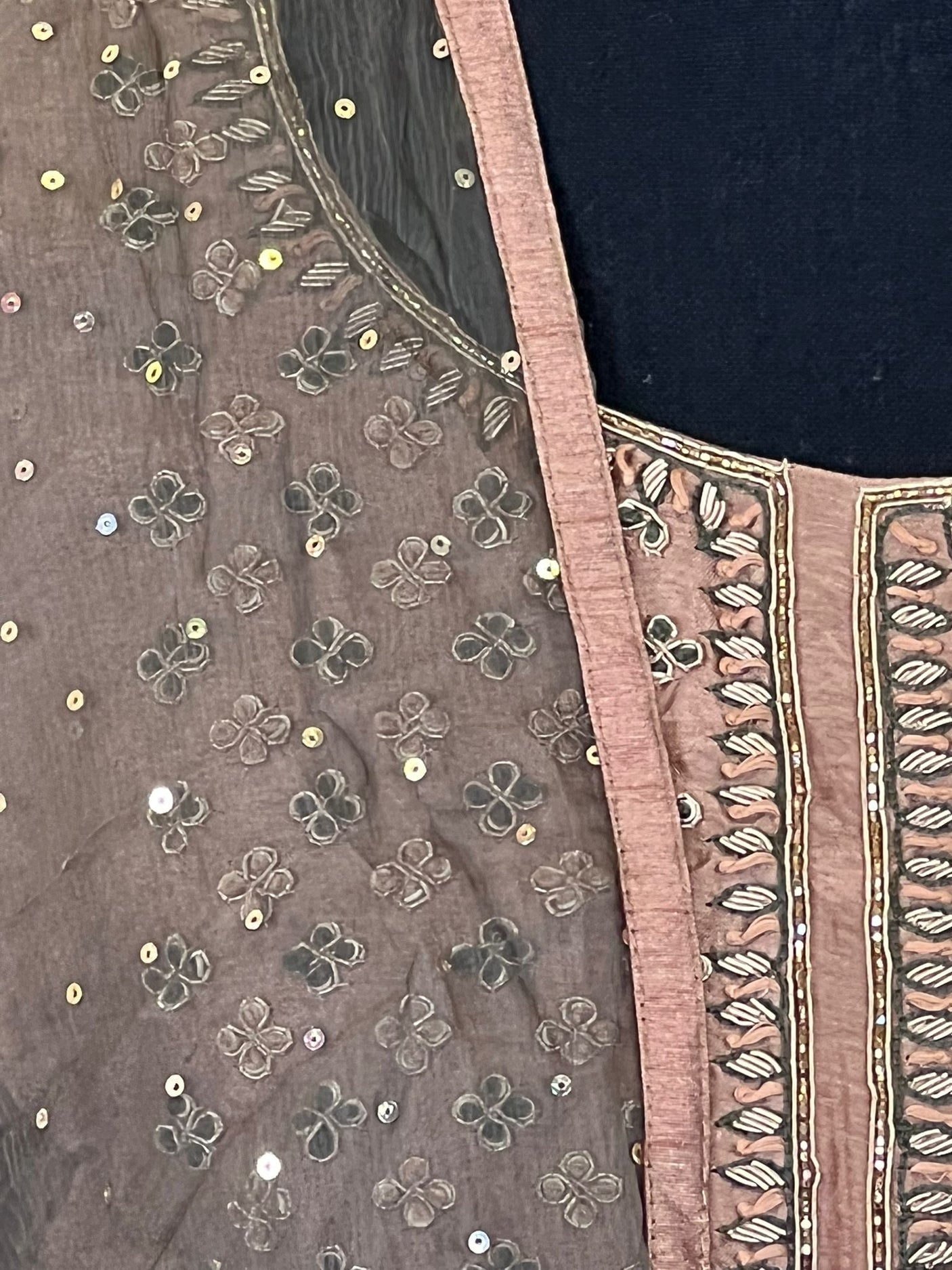 Pure zardousi Delhi Boutique