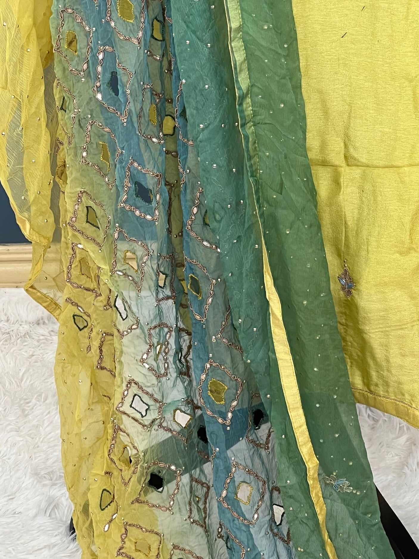 Pure zardousi Delhi Boutique