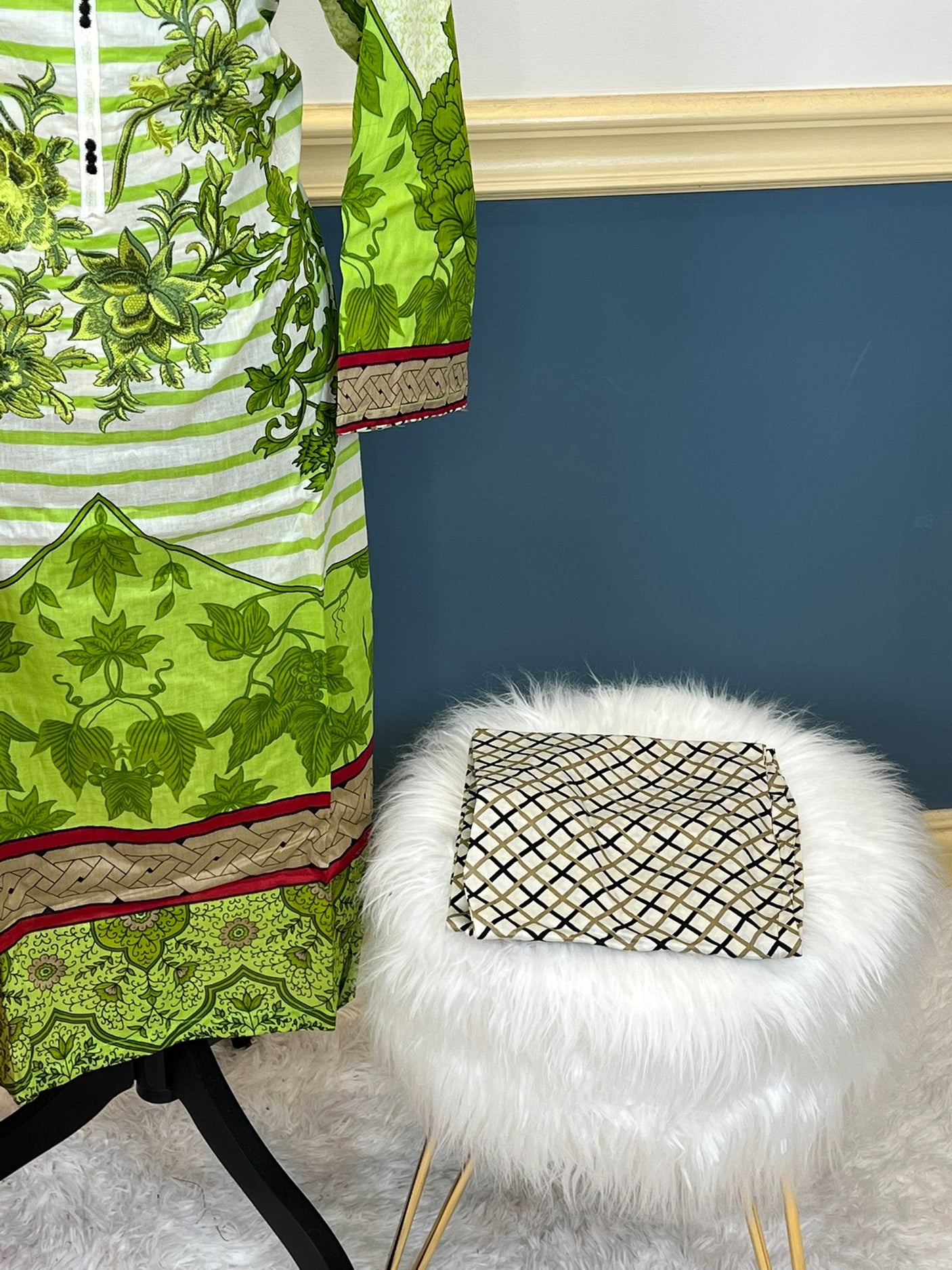 Pakistani Stitched Embroidered lawn Salwar kameez ready to ship