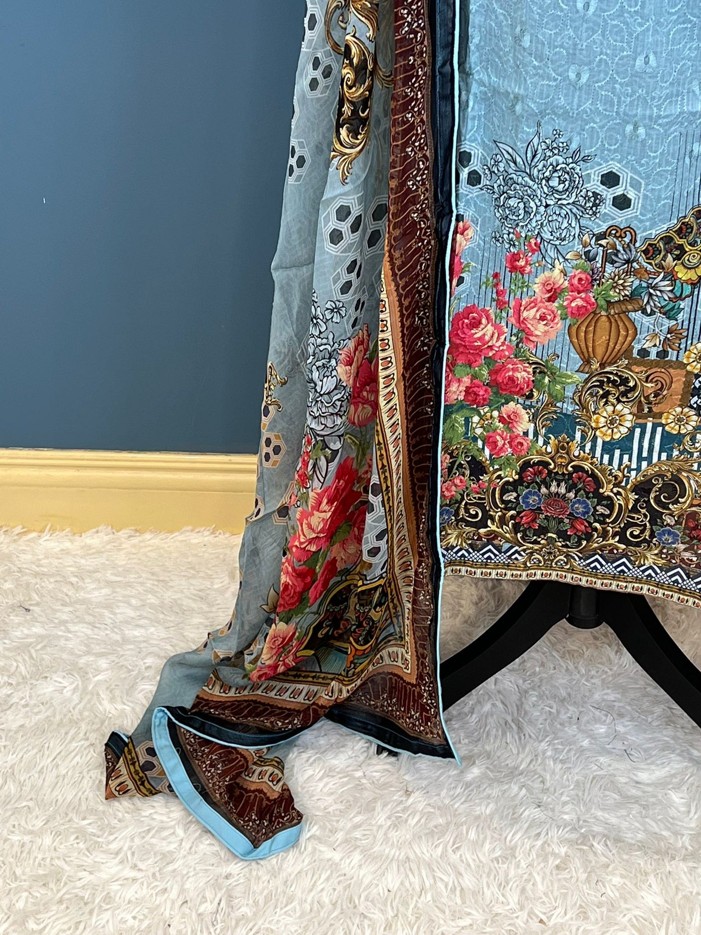 Pakistani Stitched Embroidered lawn Salwar kameez ready to ship