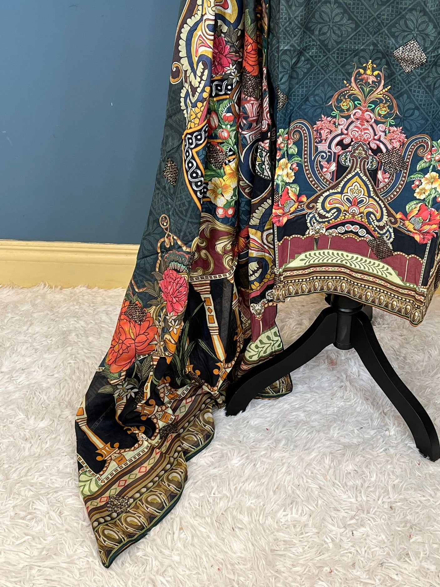 Pakistani Stitched Embroidered lawn Salwar kameez ready to ship