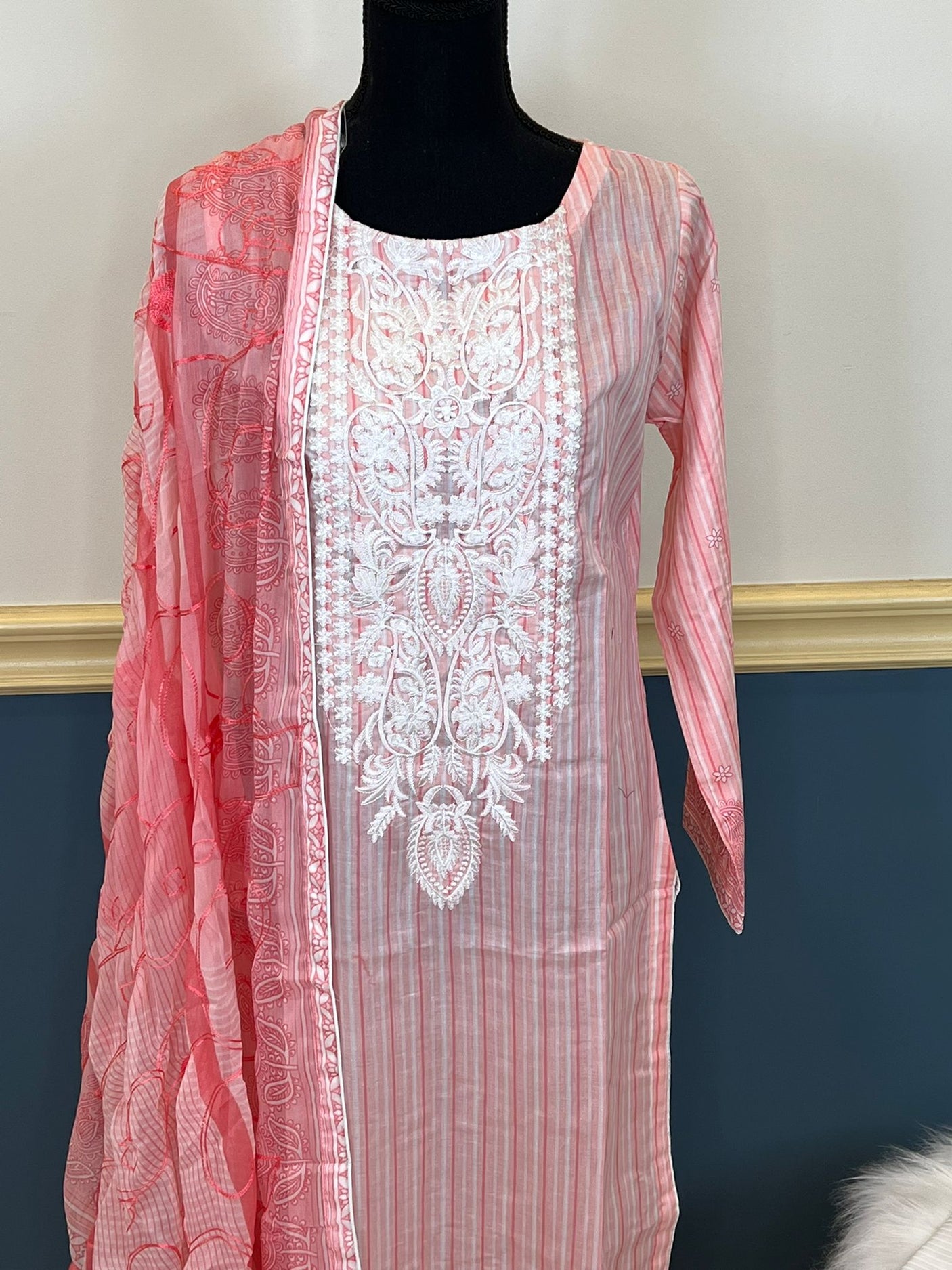 Pakistani Stitched Embroidered lawn Salwar kameez ready to ship