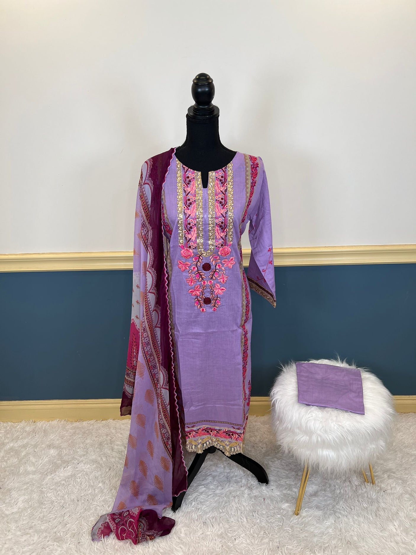 Pakistani Stitched Embroidered lawn Salwar kameez ready to ship