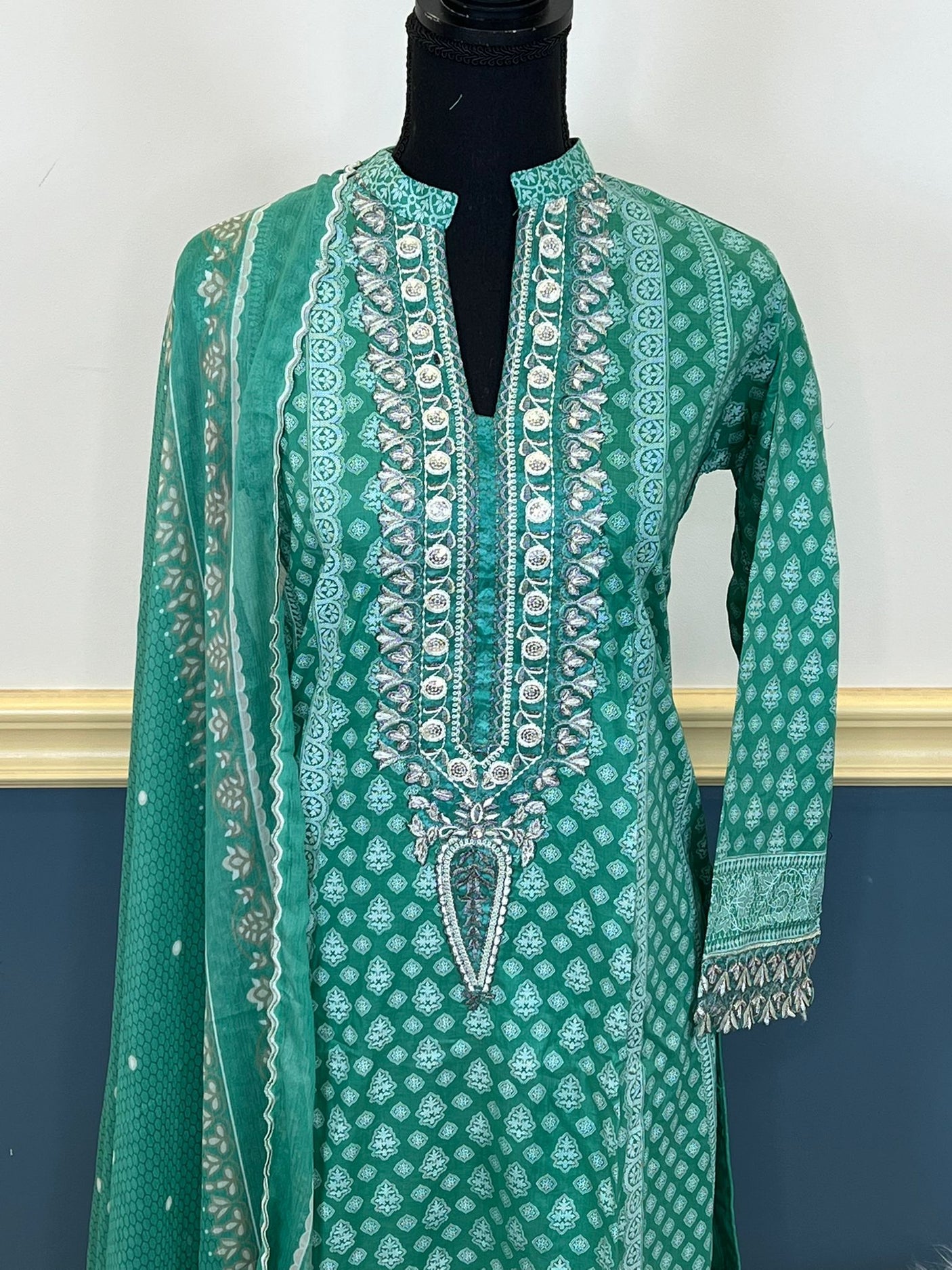 Pakistani Stitched Embroidered lawn Salwar kameez ready to ship