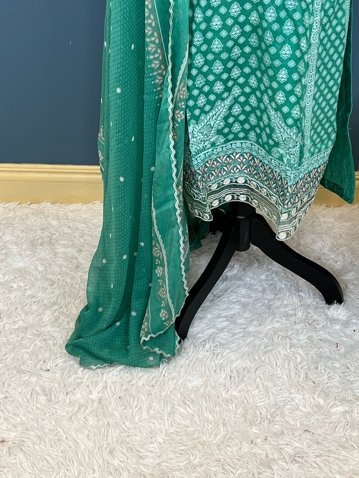 Pakistani Stitched Embroidered lawn Salwar kameez ready to ship