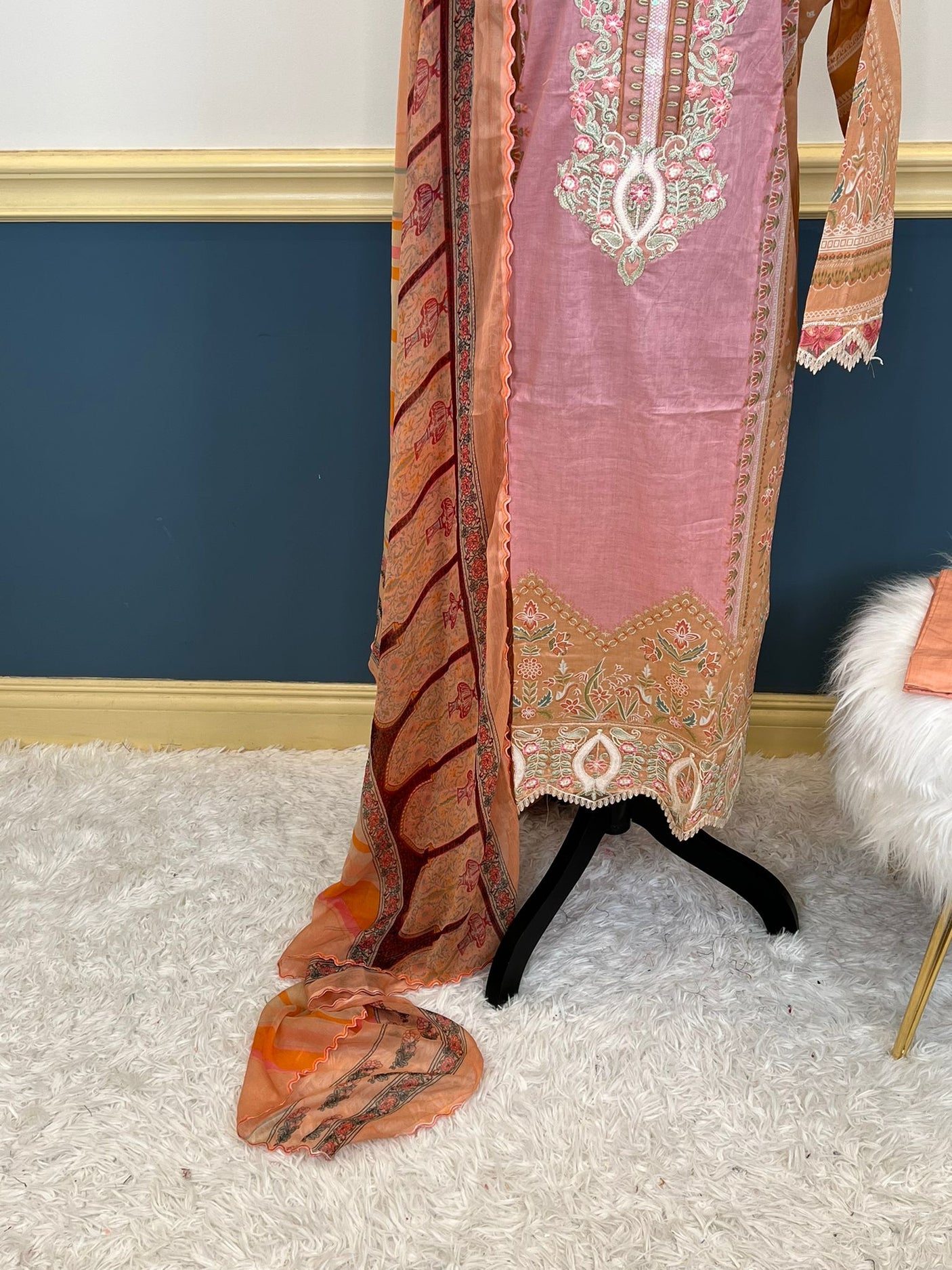 Pakistani Stitched Embroidered lawn Salwar kameez ready to ship