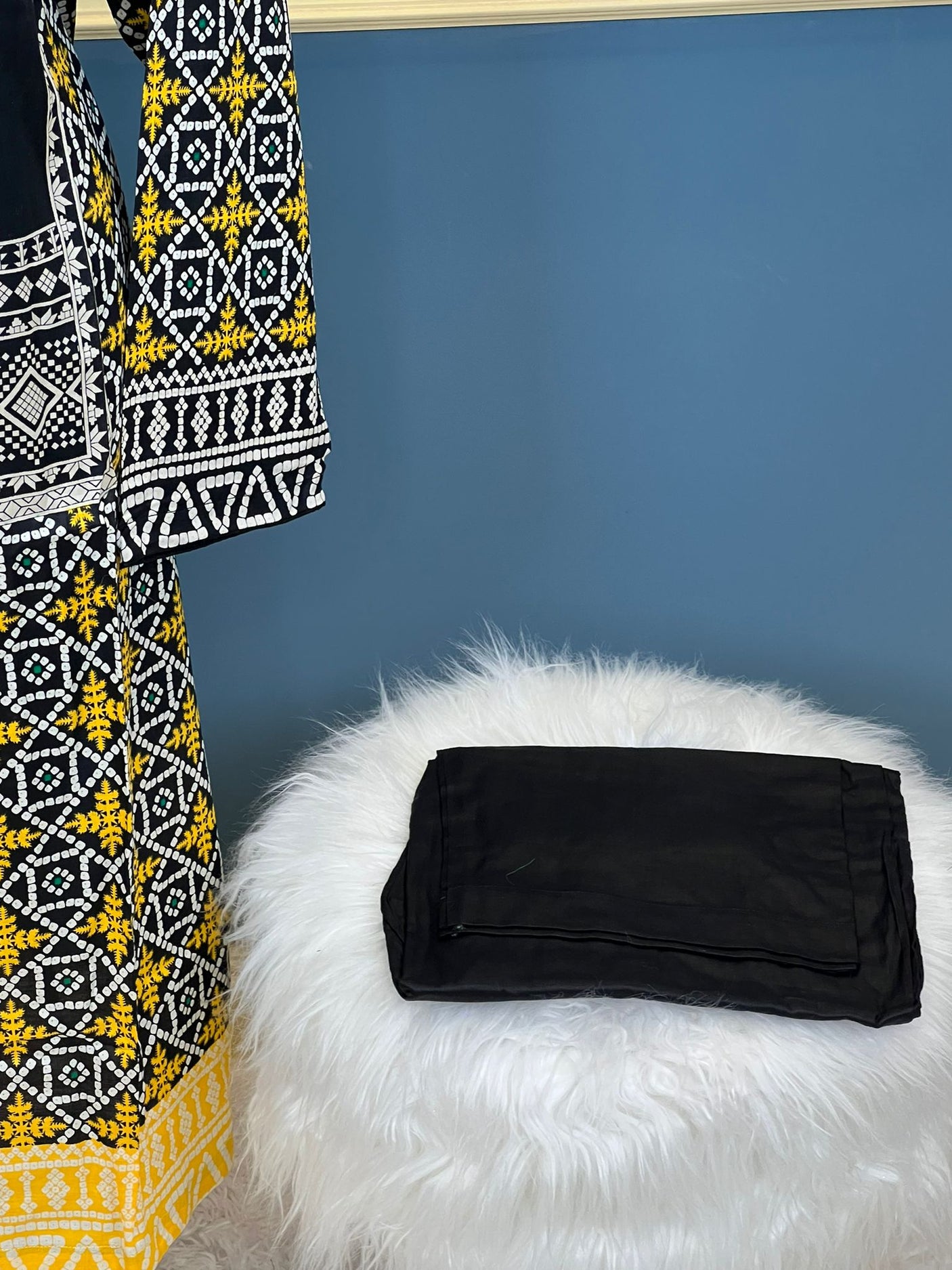 Pakistani Stitched Embroidered lawn Salwar kameez ready to ship