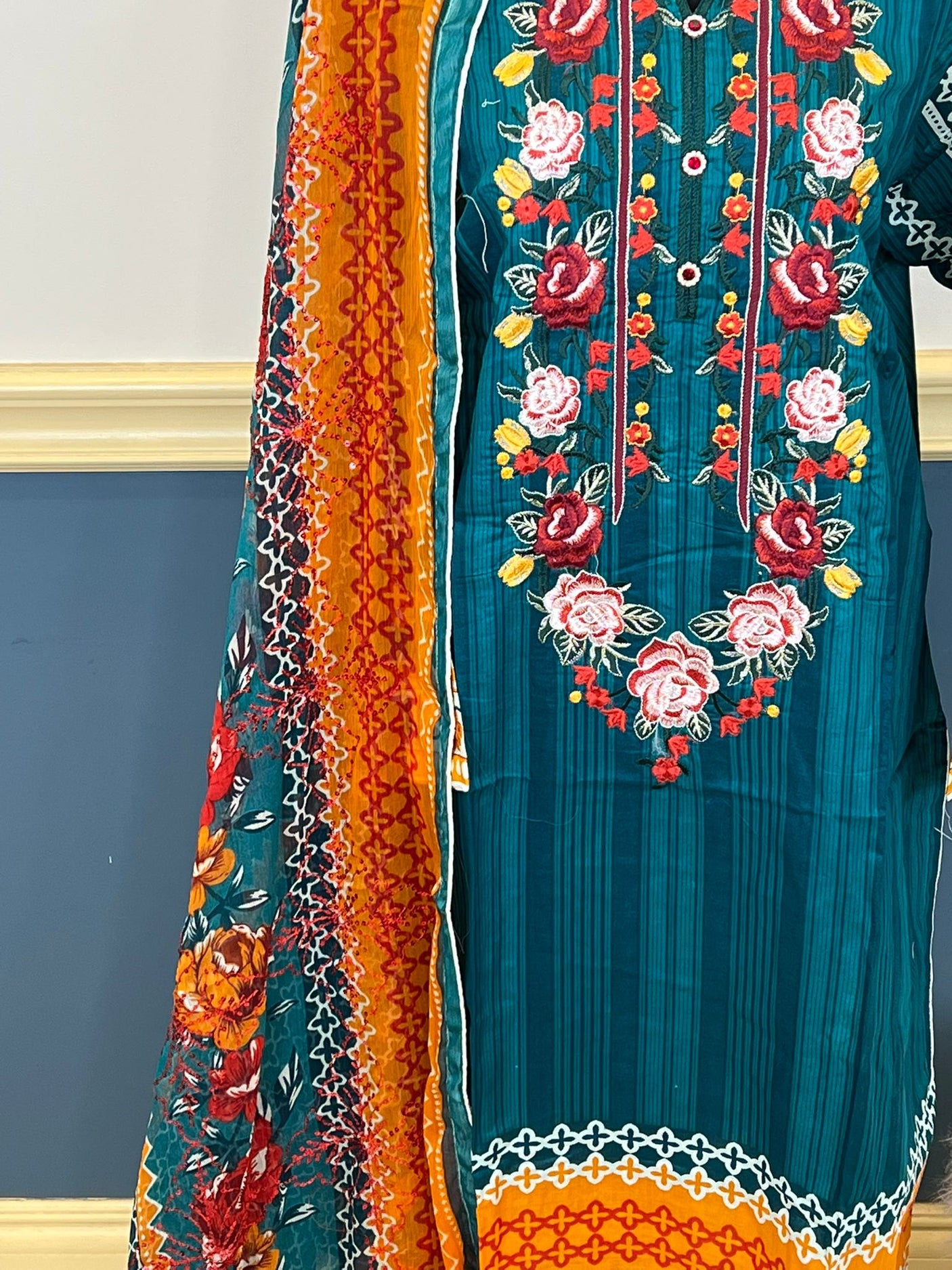 Pakistani Stitched Embroidered lawn Salwar kameez ready to ship