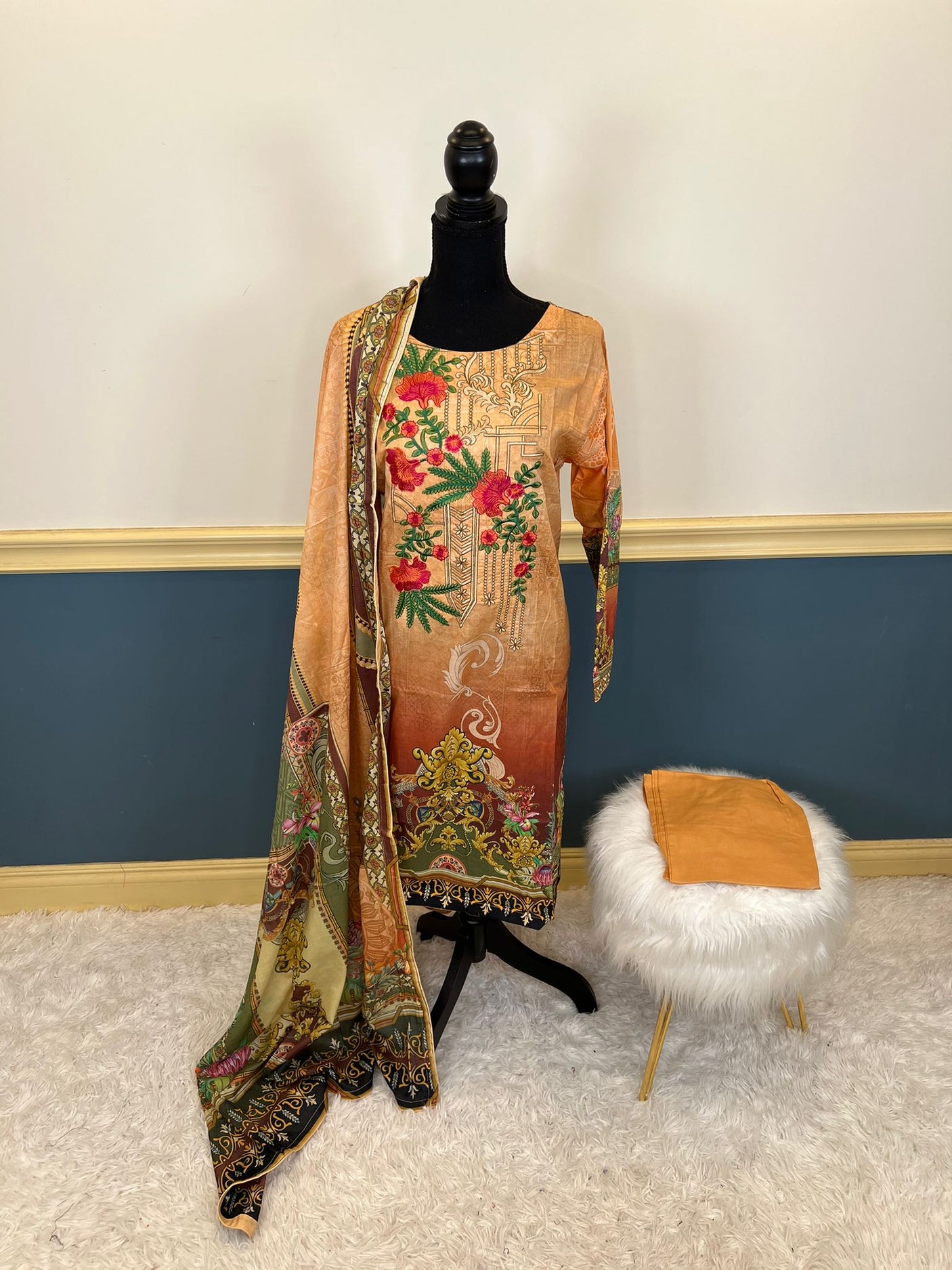 Pakistani Stitched Embroidered lawn Salwar kameez ready to ship