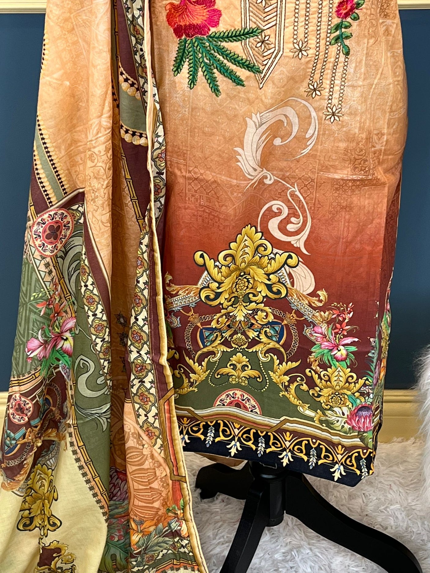 Pakistani Stitched Embroidered lawn Salwar kameez ready to ship