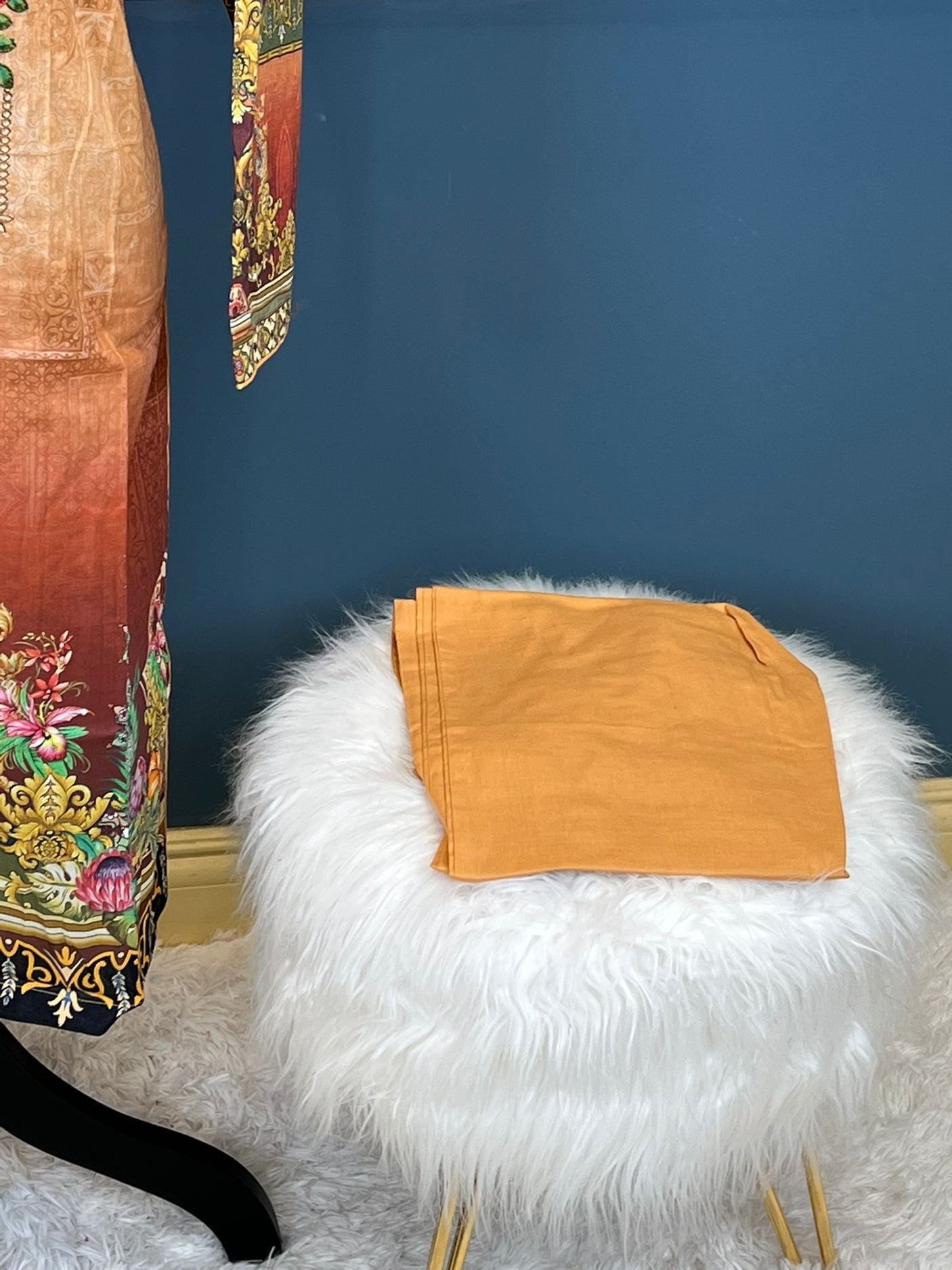 Pakistani Stitched Embroidered lawn Salwar kameez ready to ship