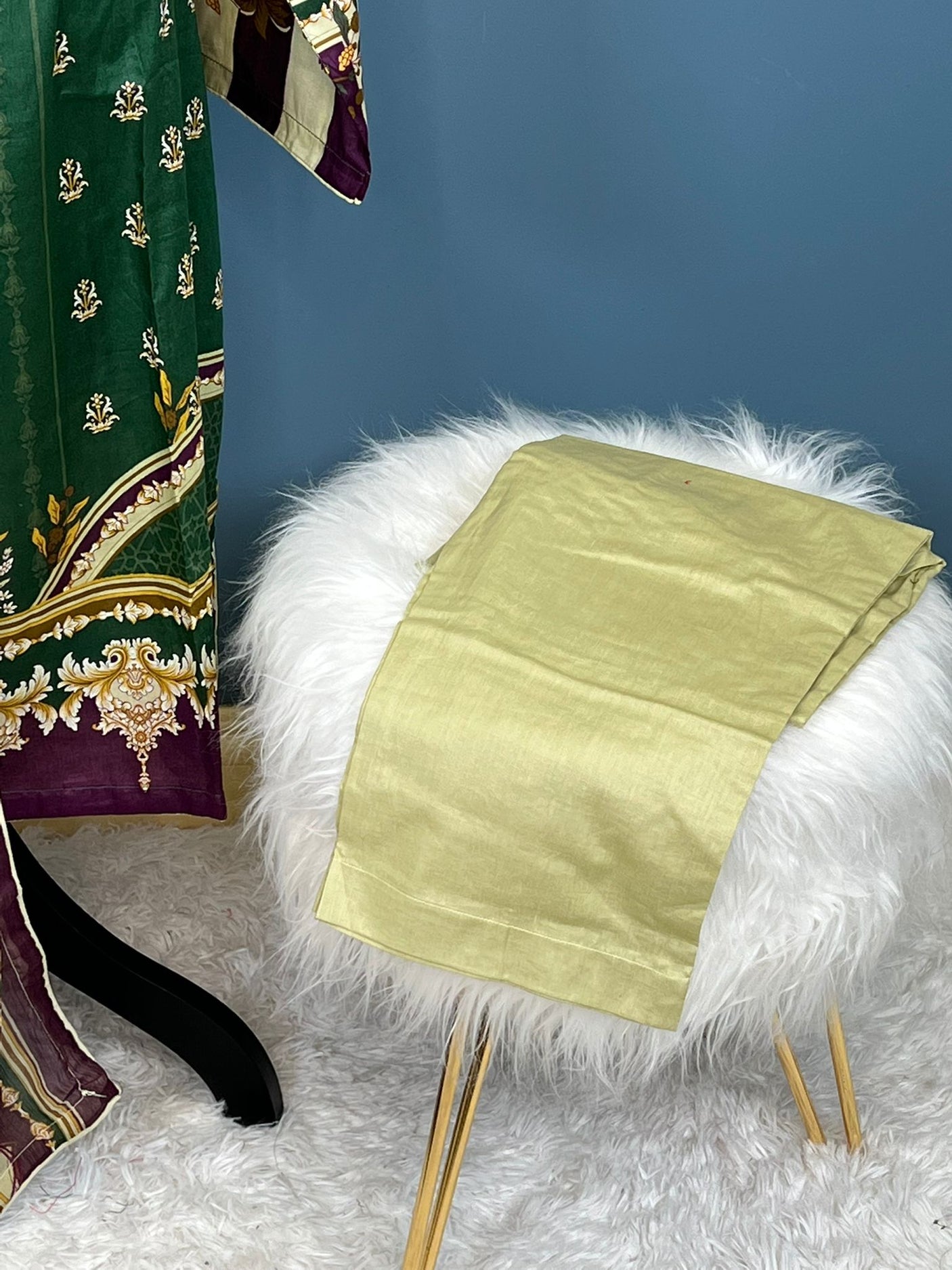 Pakistani Stitched Embroidered lawn Salwar kameez ready to ship