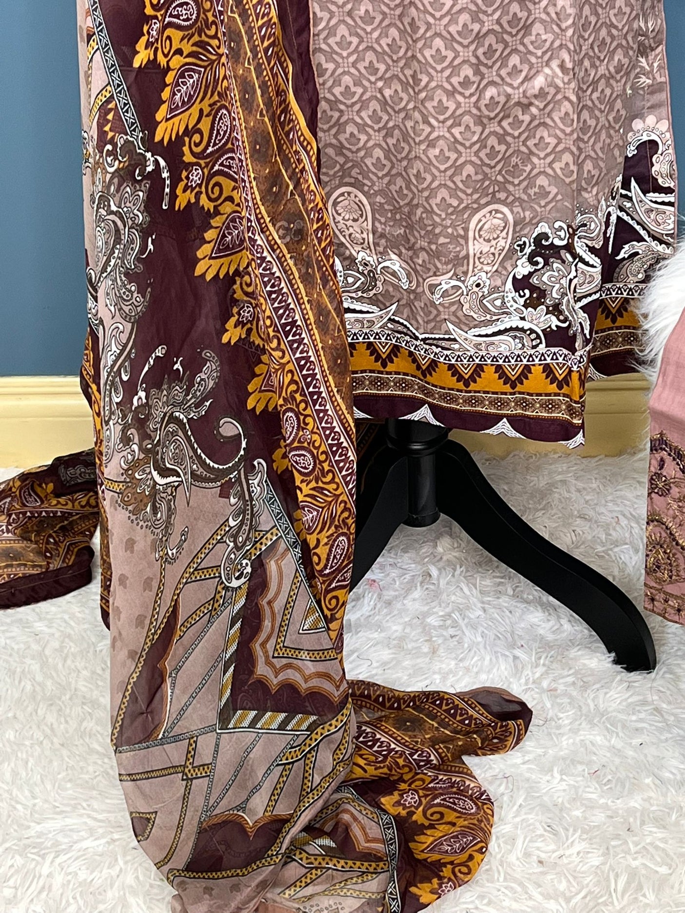 Pakistani Stitched Embroidered lawn Salwar kameez ready to ship