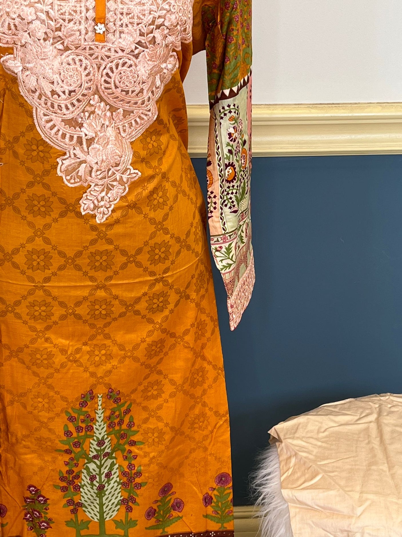 Pakistani Stitched Embroidered lawn Salwar kameez ready to ship