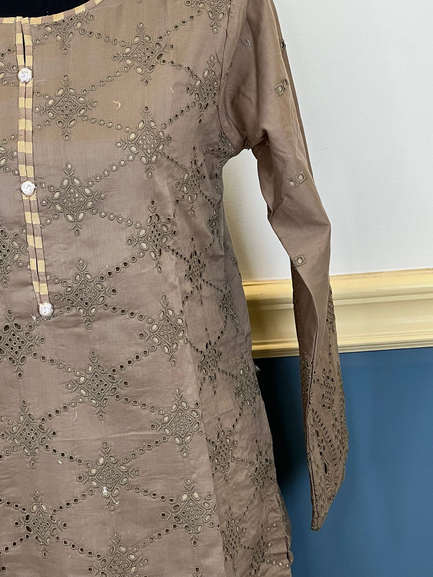 Pakistani Stitched Embroidered lawn Salwar kameez ready to ship