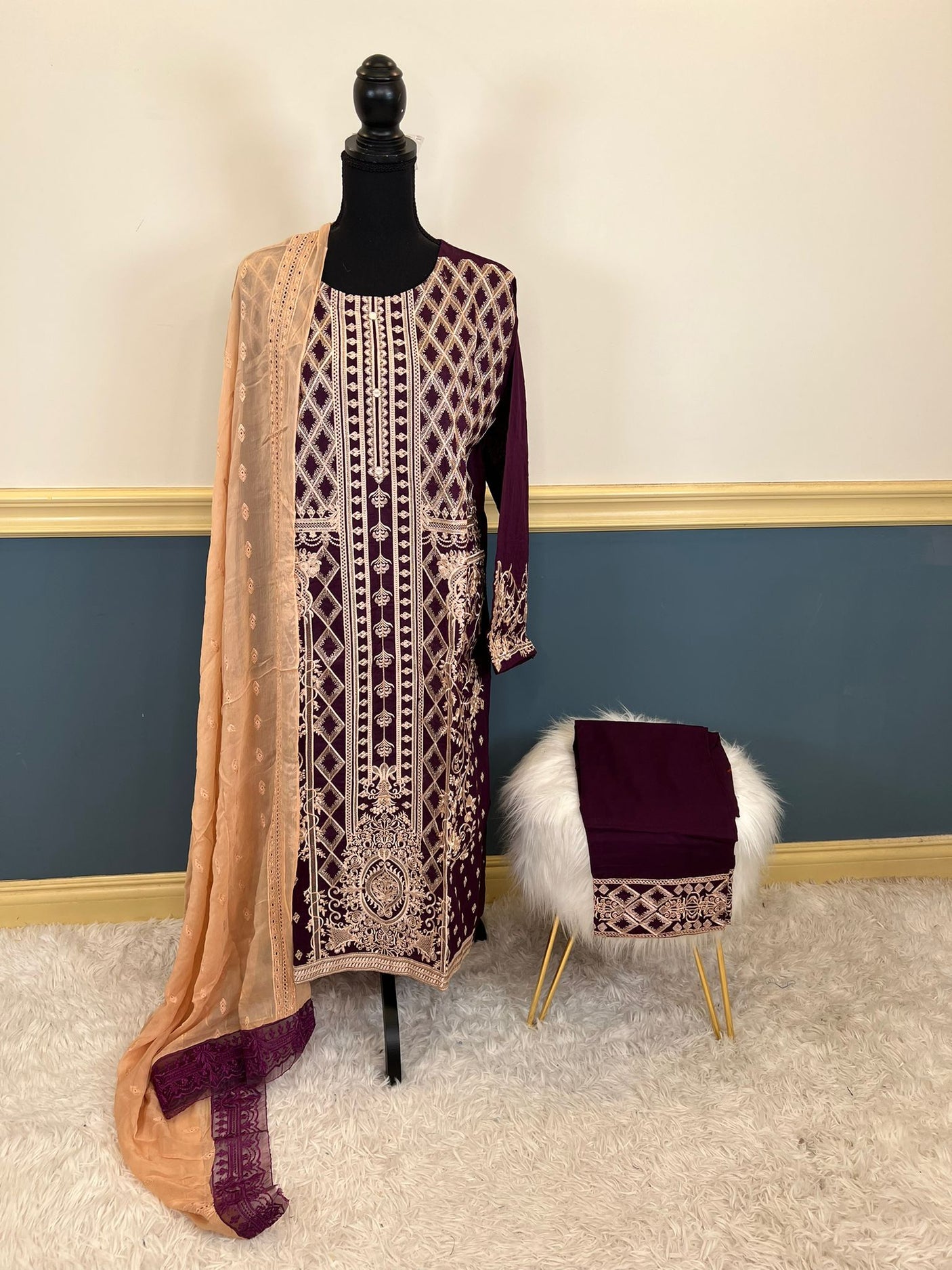 Pakistani Stitched Embroidered lawn Salwar kameez ready to ship