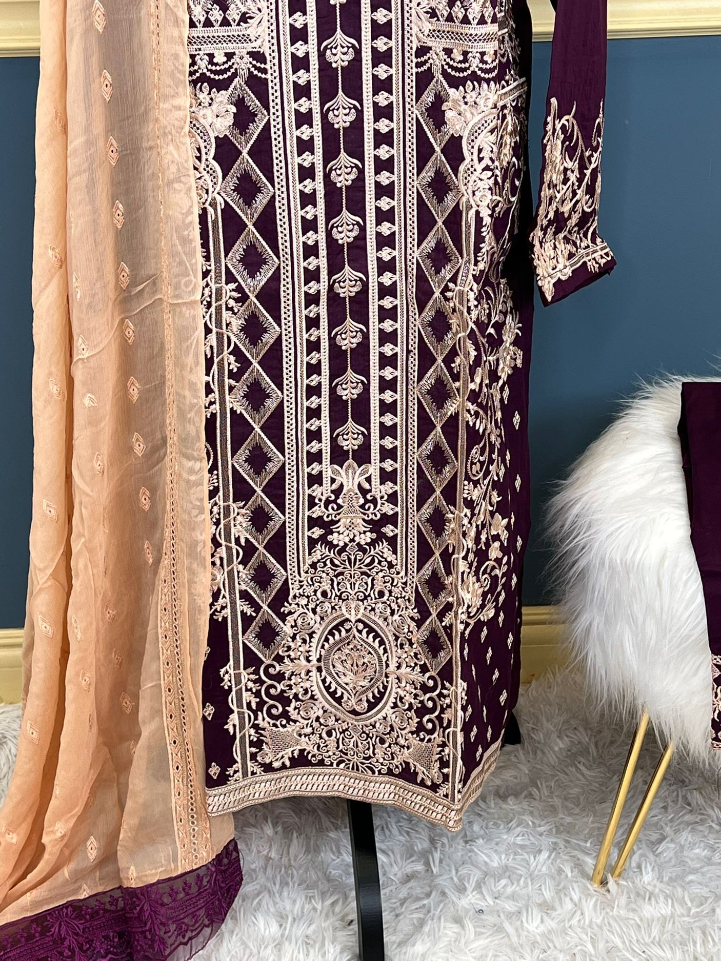 Pakistani Stitched Embroidered lawn Salwar kameez ready to ship