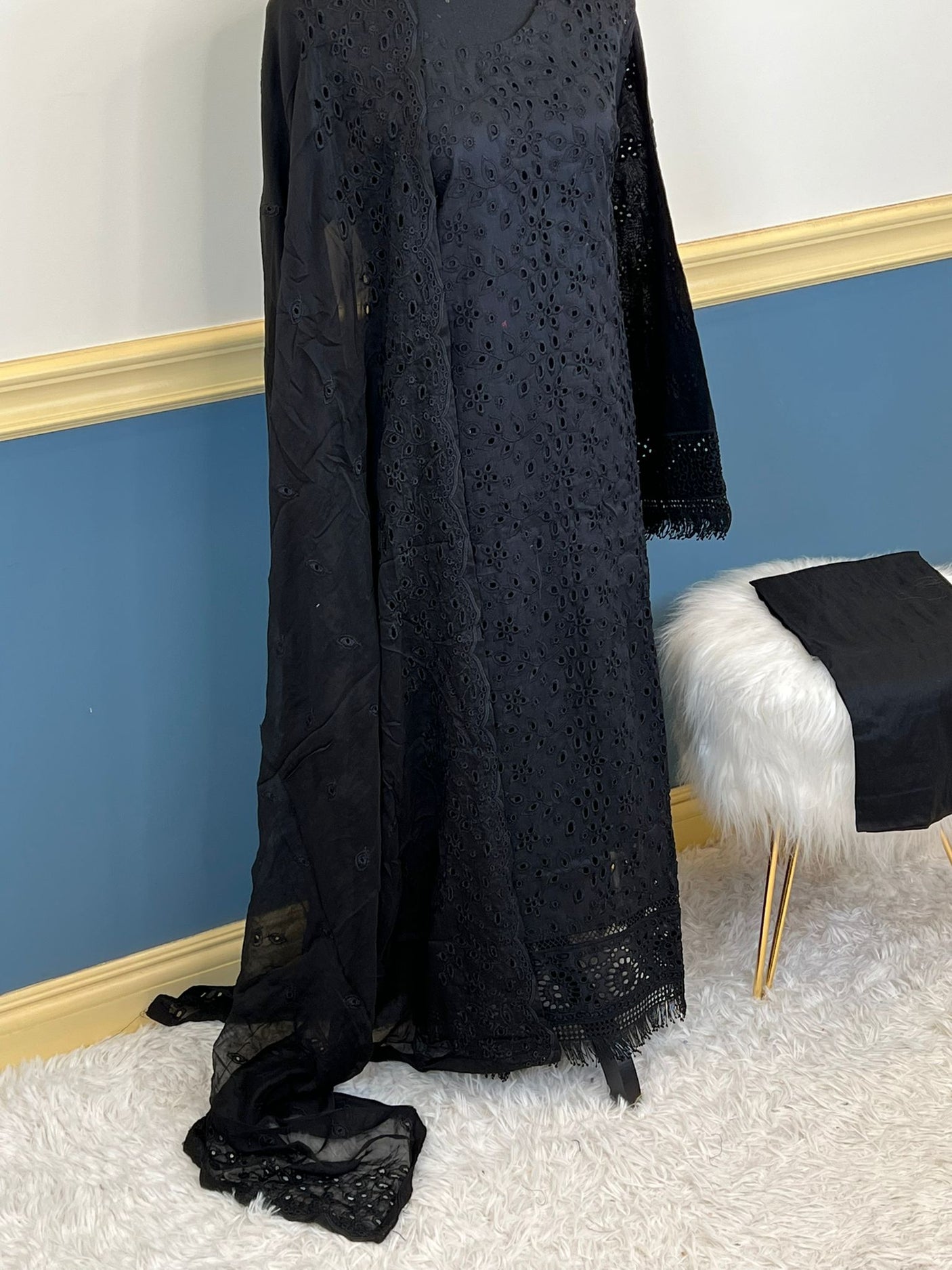 Pakistani Stitched Embroidered lawn Salwar kameez ready to ship