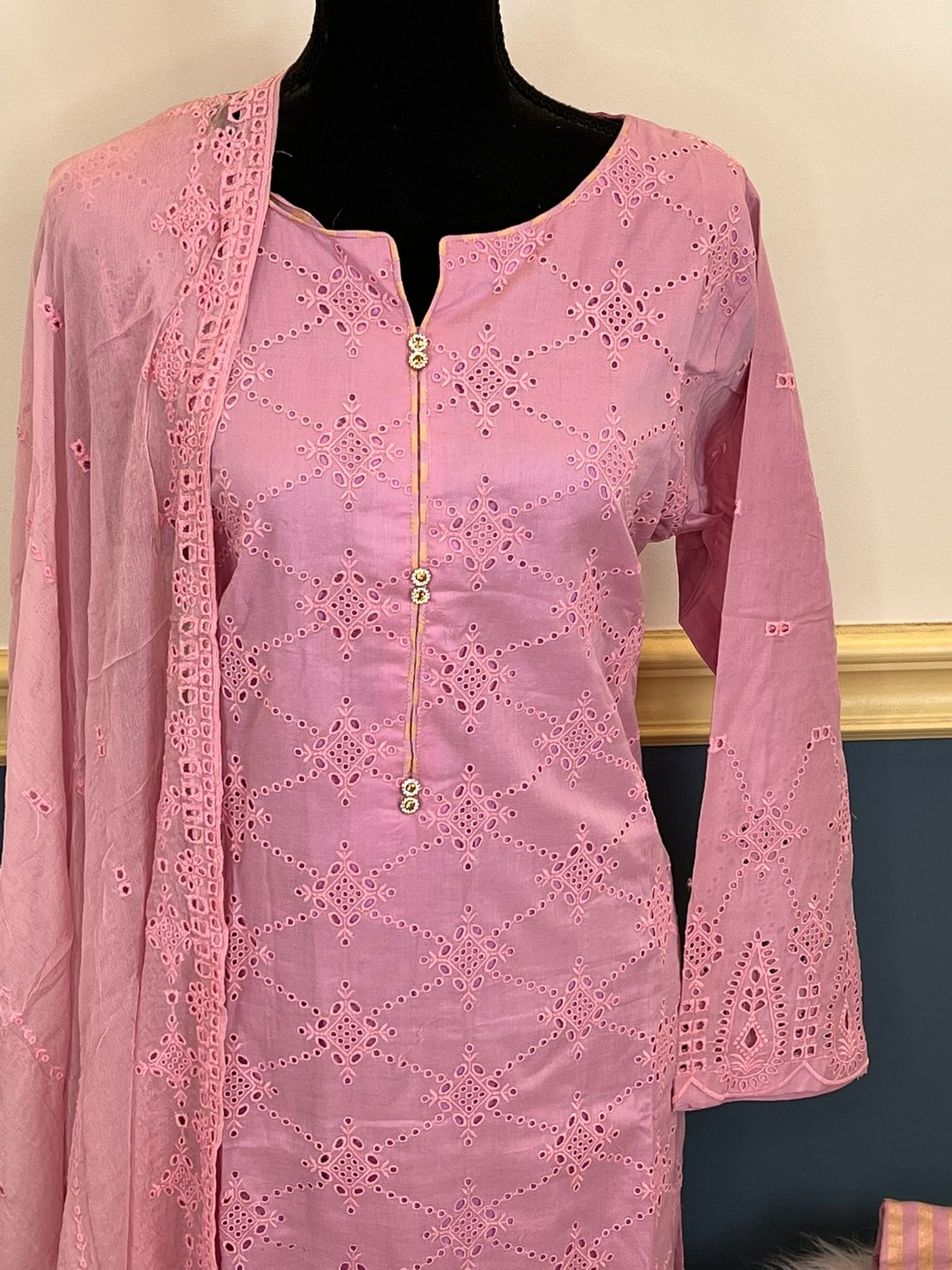 Pakistani Stitched Embroidered lawn Salwar kameez ready to ship