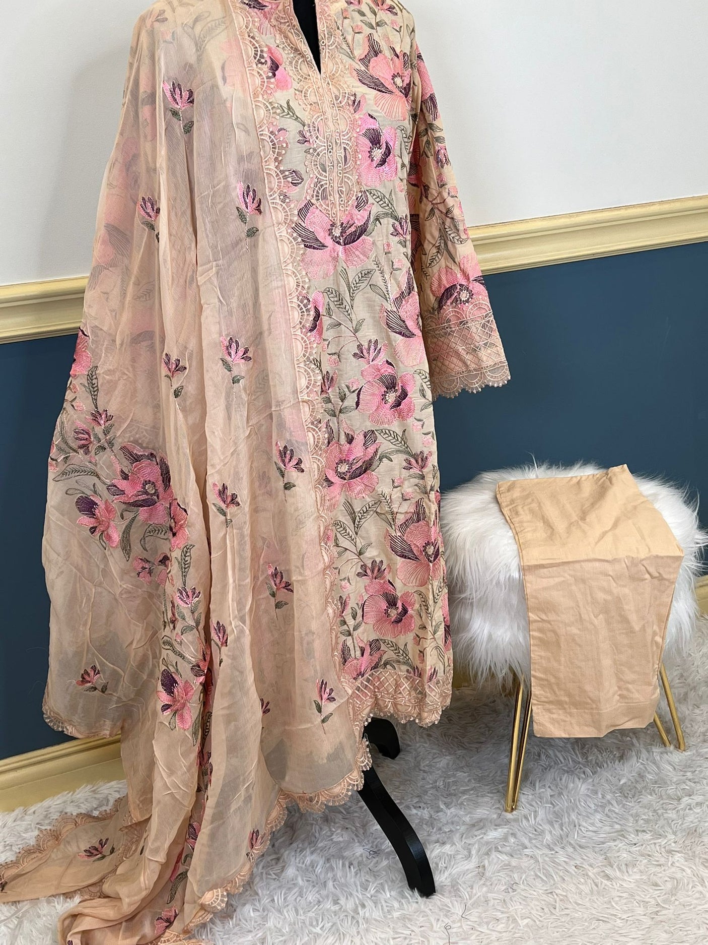 Pakistani Stitched Luxury Embroidered lawn Salwar kameez ready to ship