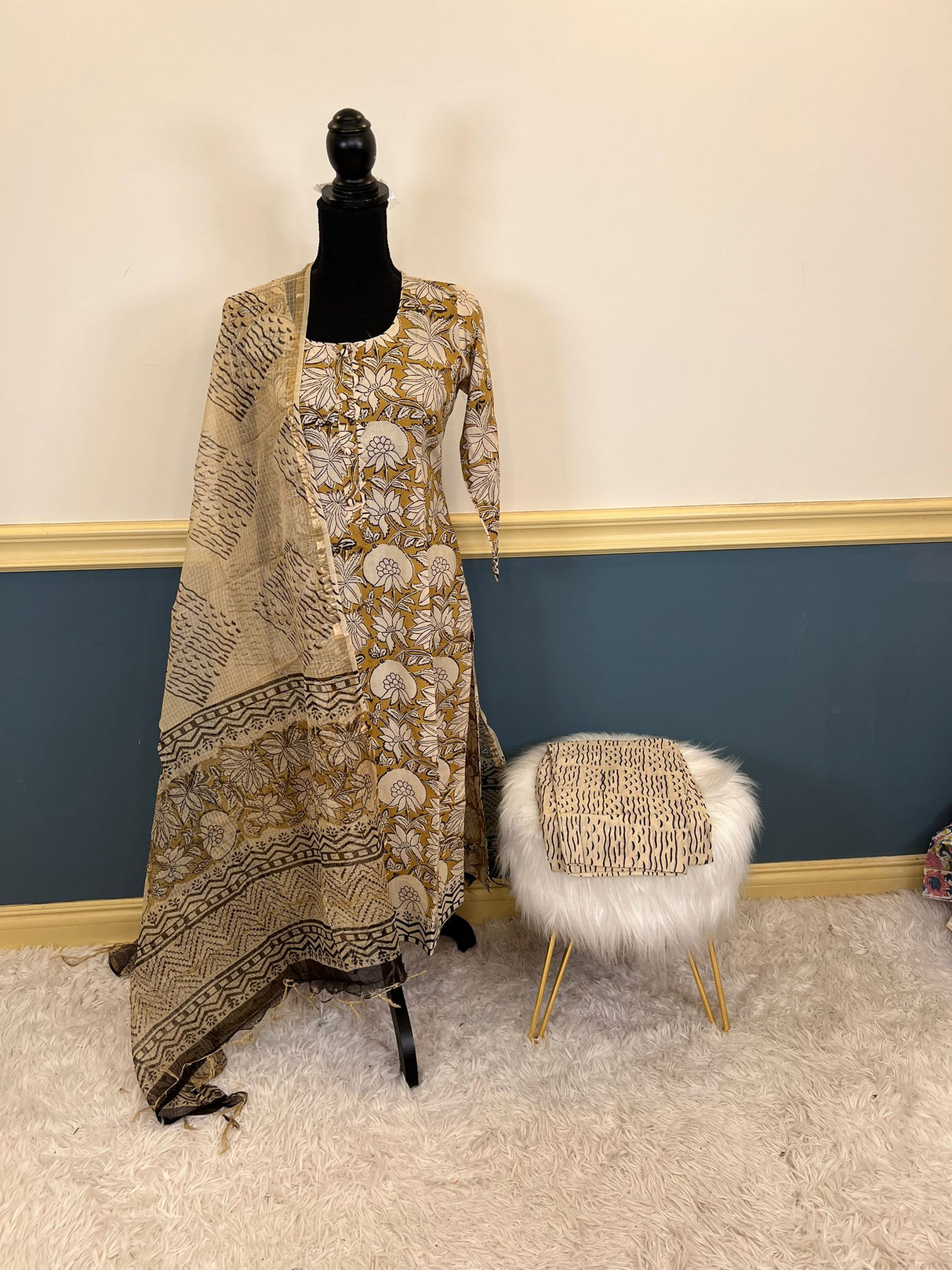 Indian Soft Cotton Stitched Suit Ready To Ship