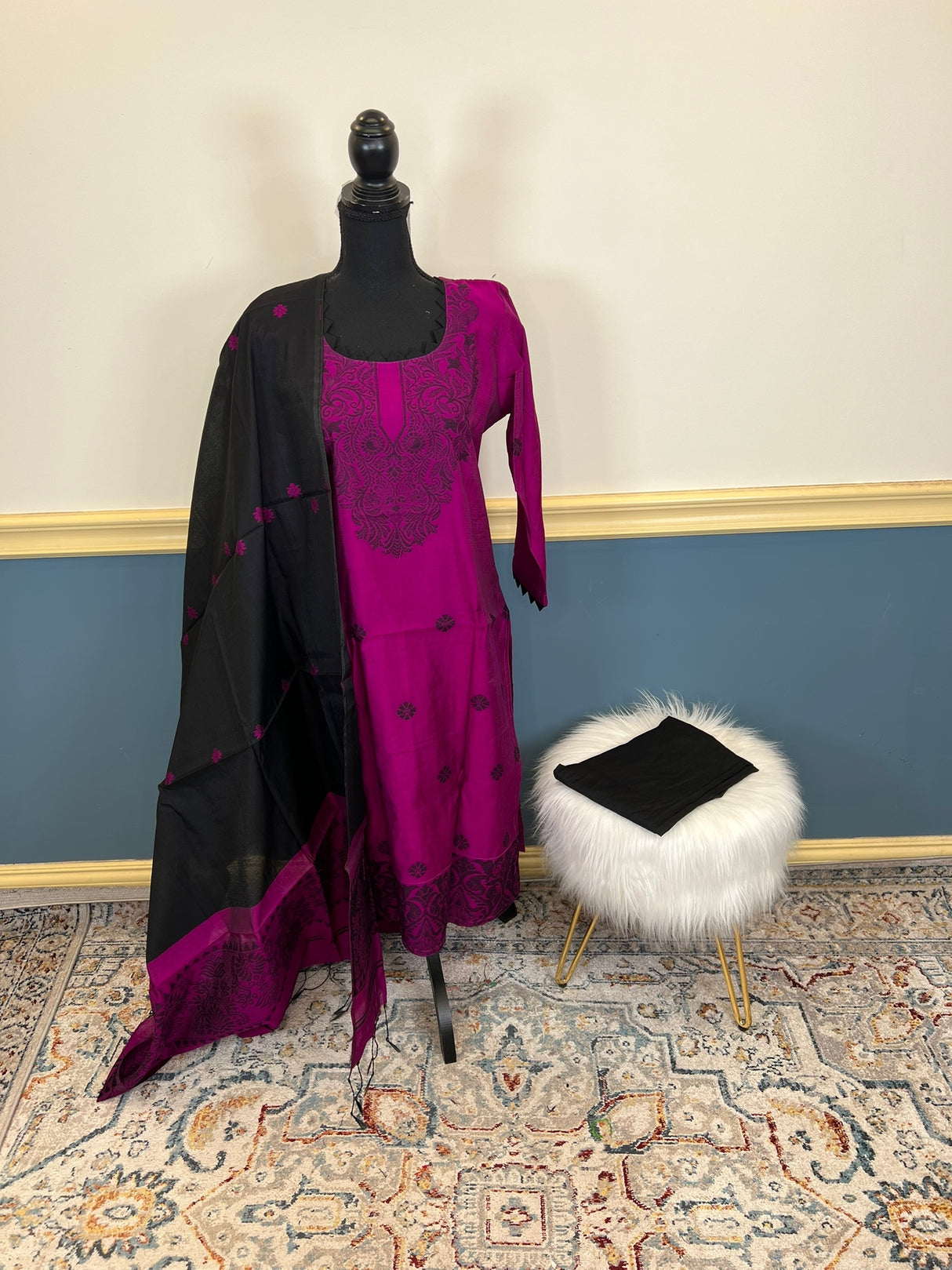 Bangladeshi Taant Jamdani Salwer Kamiz