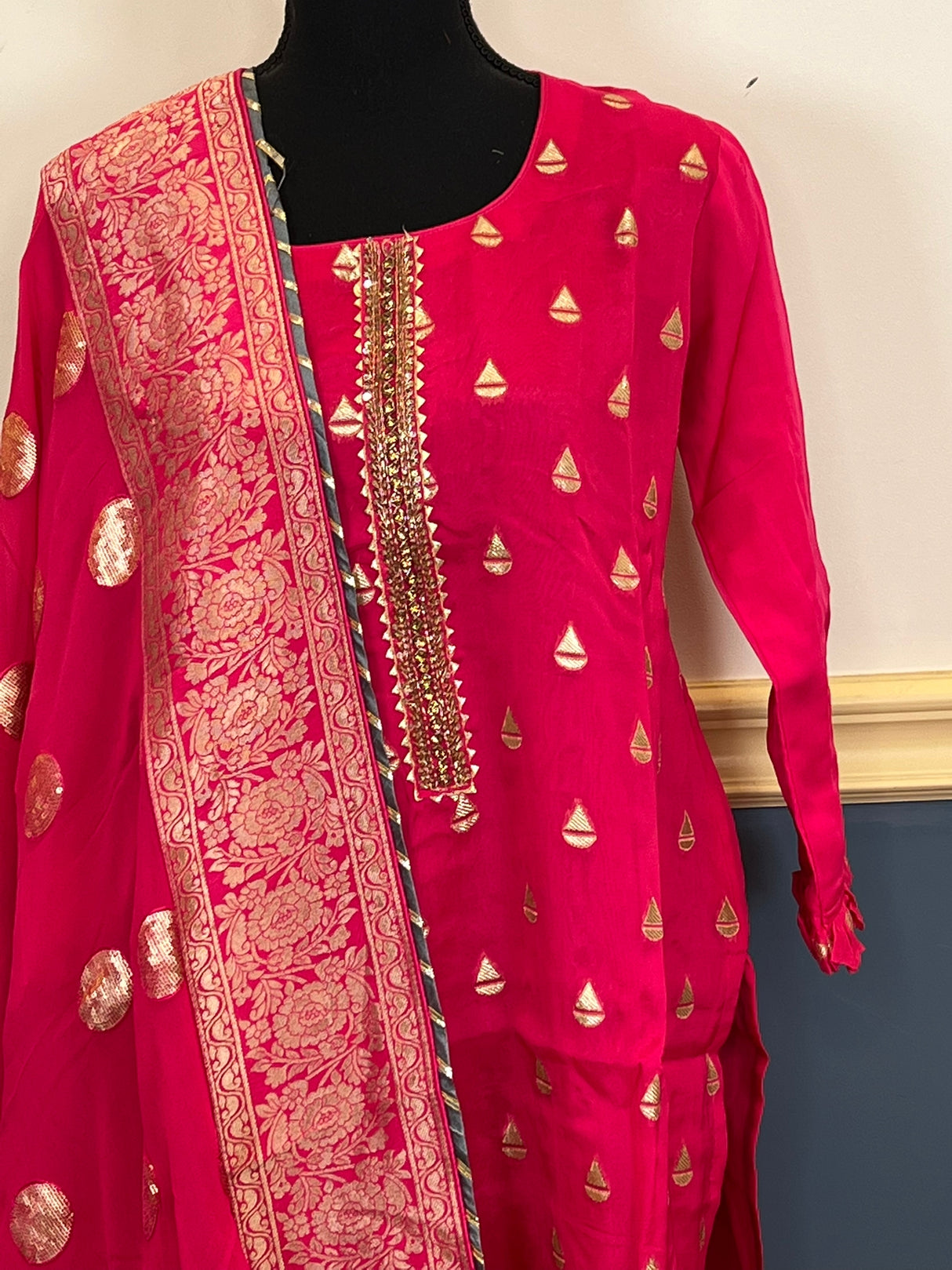 Khaddi Georgette Salwar Kamiz Ready To Ship