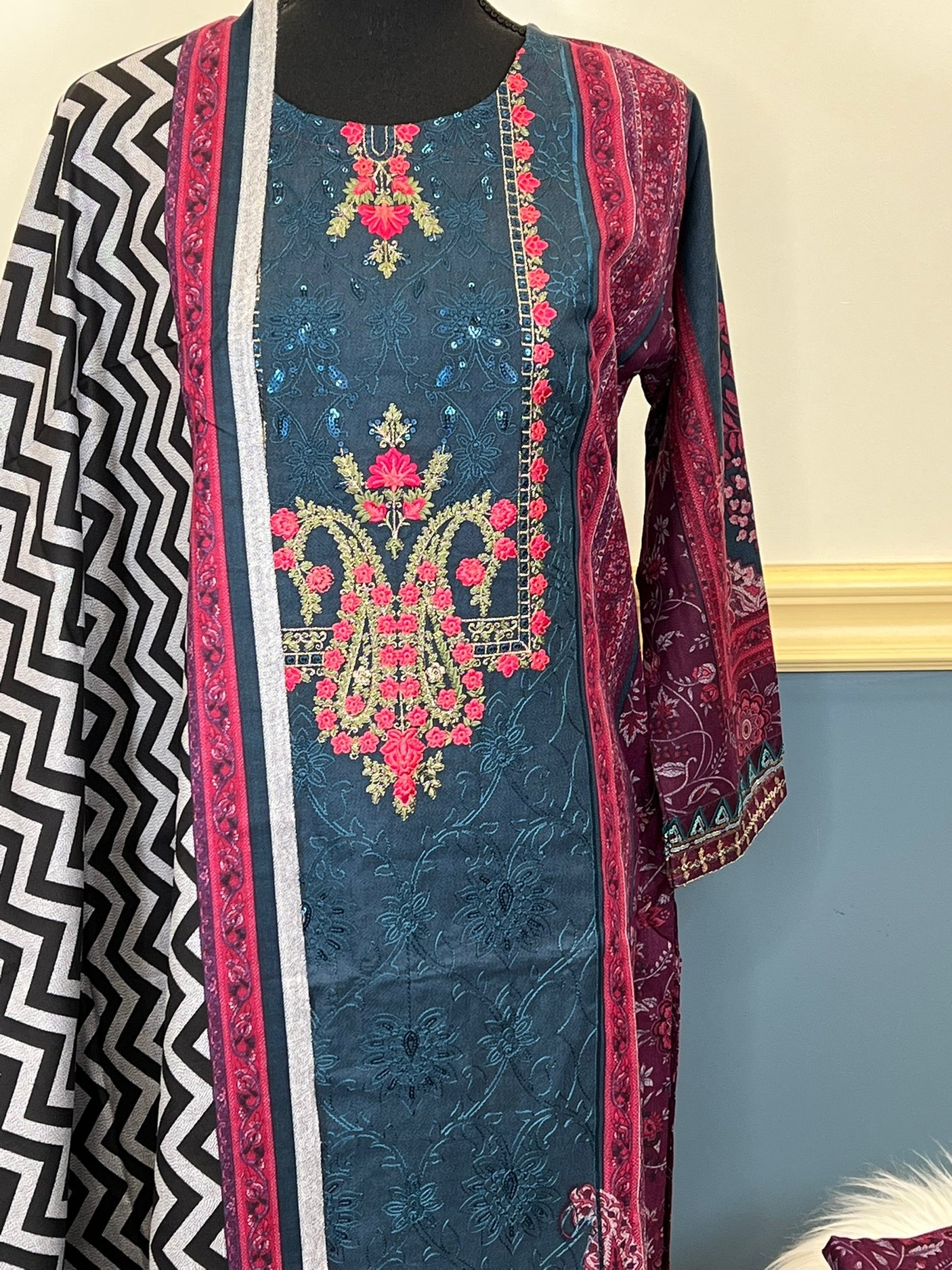 Pakistani Linen Embroidered Salwar kameez Ready To Ship