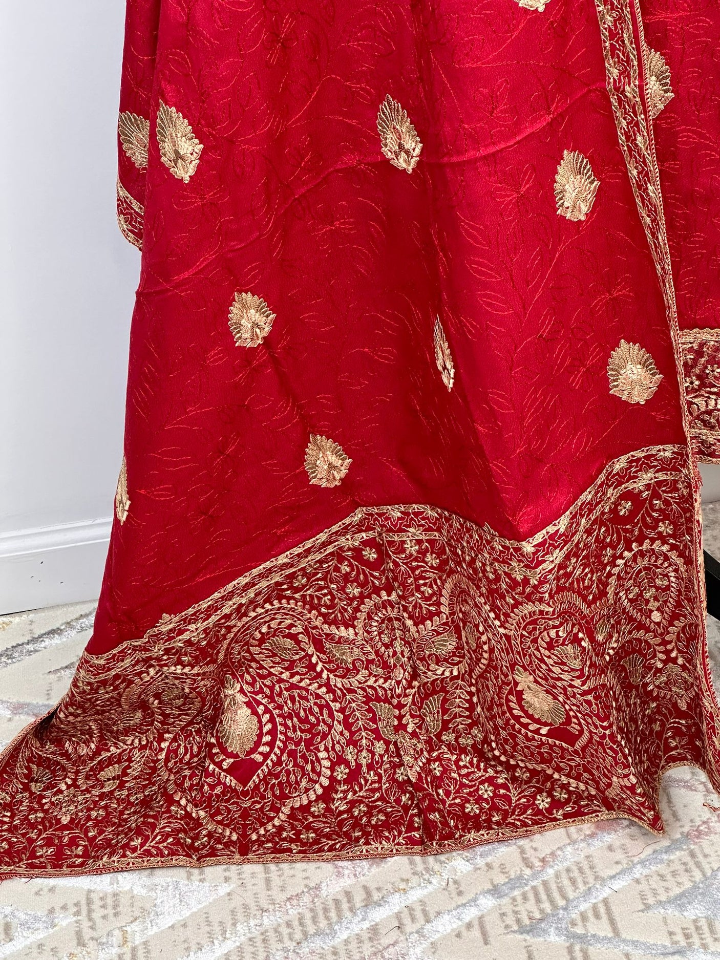 Pakistani Embroidered Luxury Lawn Ready To Ship