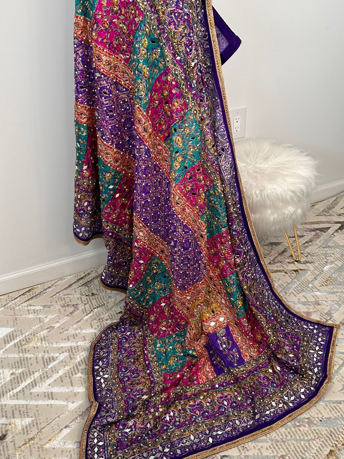 Pashmina Shawl with Aplic Work