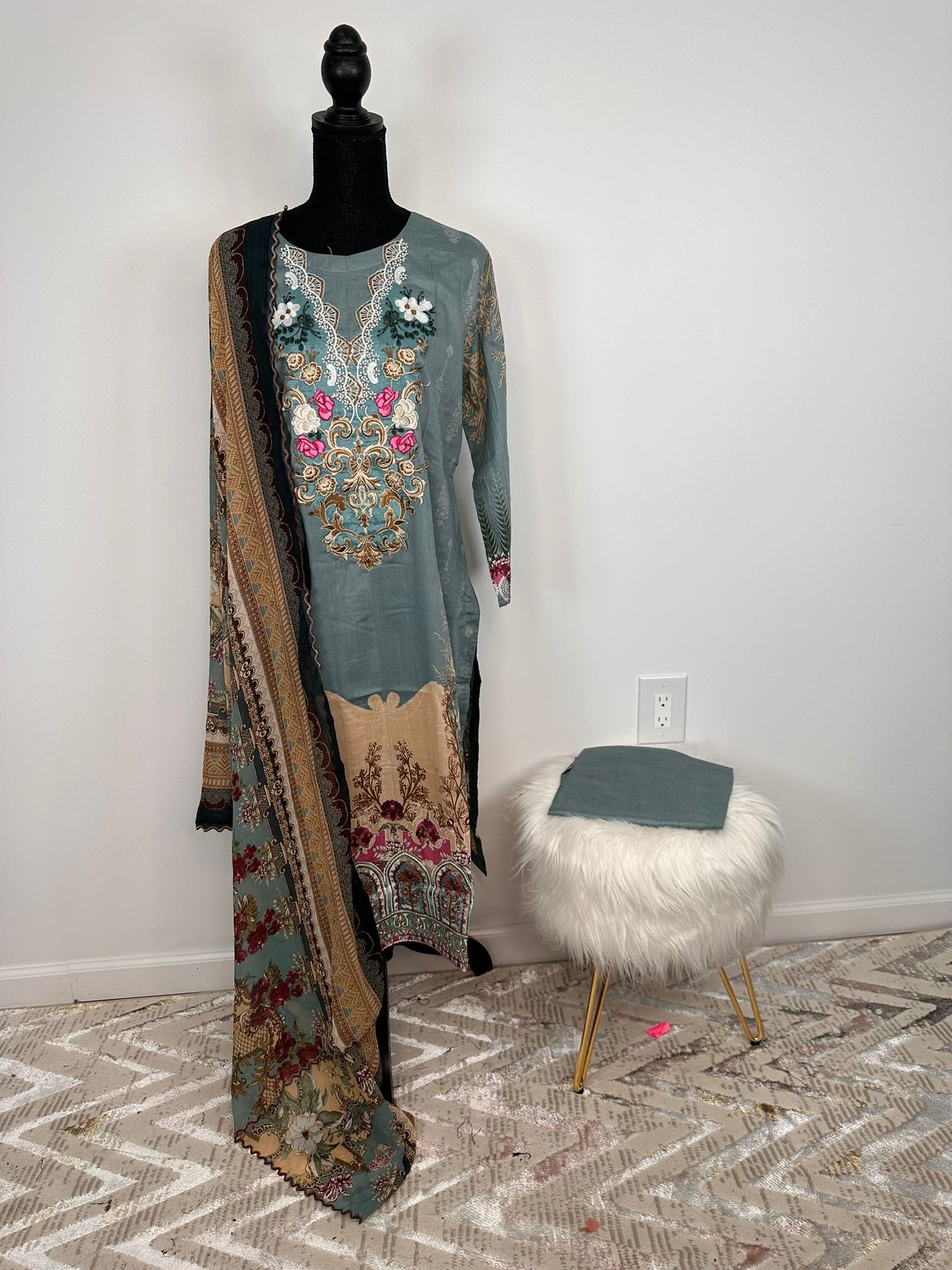 Pakistani Embroidered Lawn ready to ship